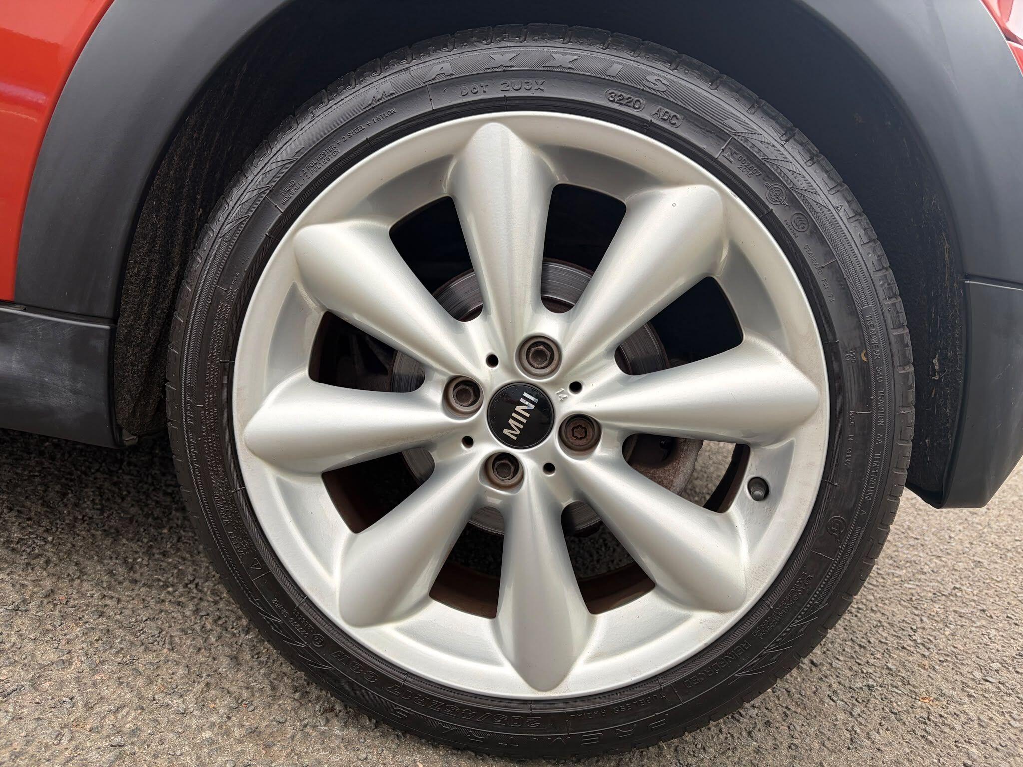 Mini Coupe view 15
