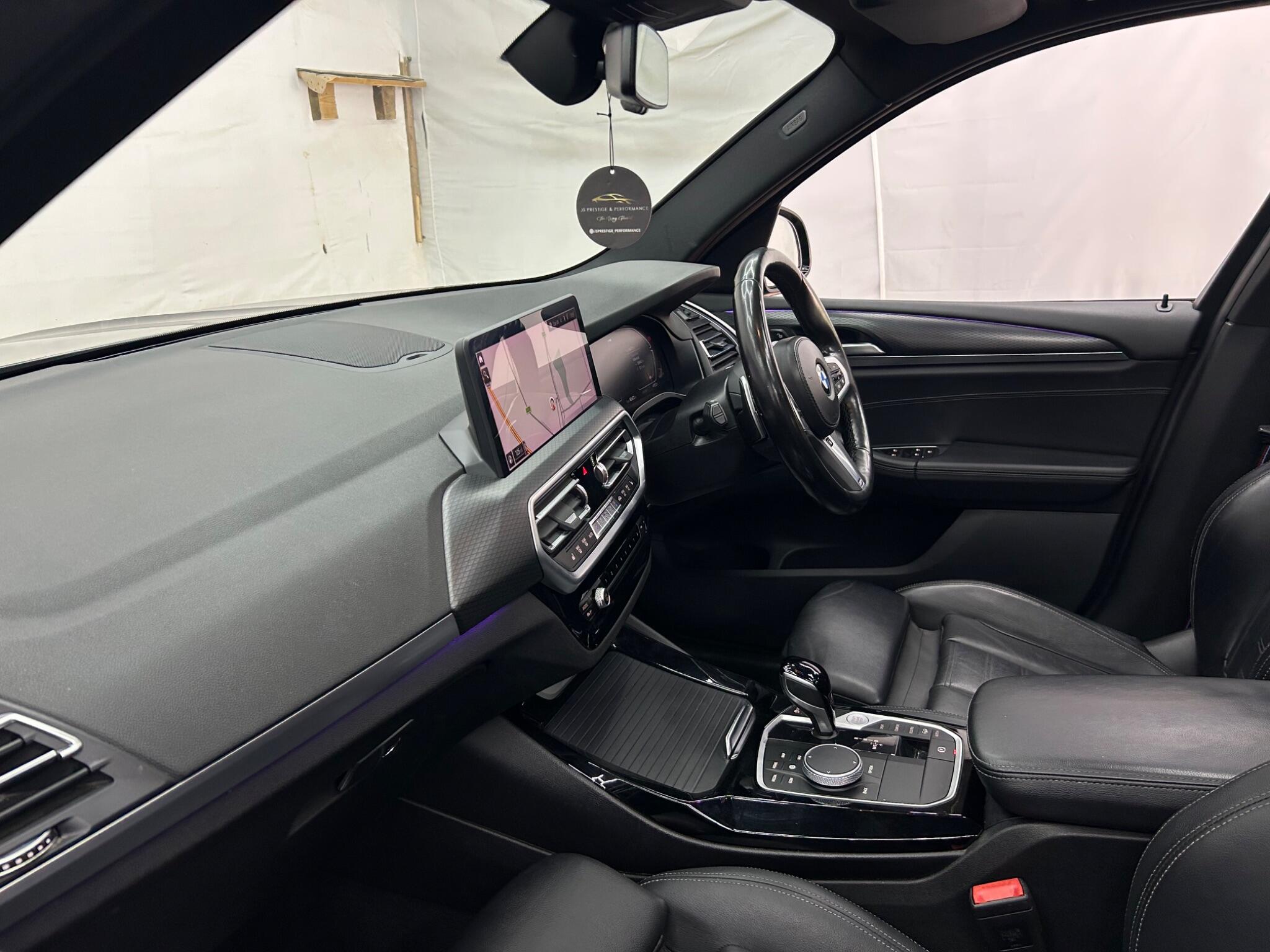 BMW X3 view 14