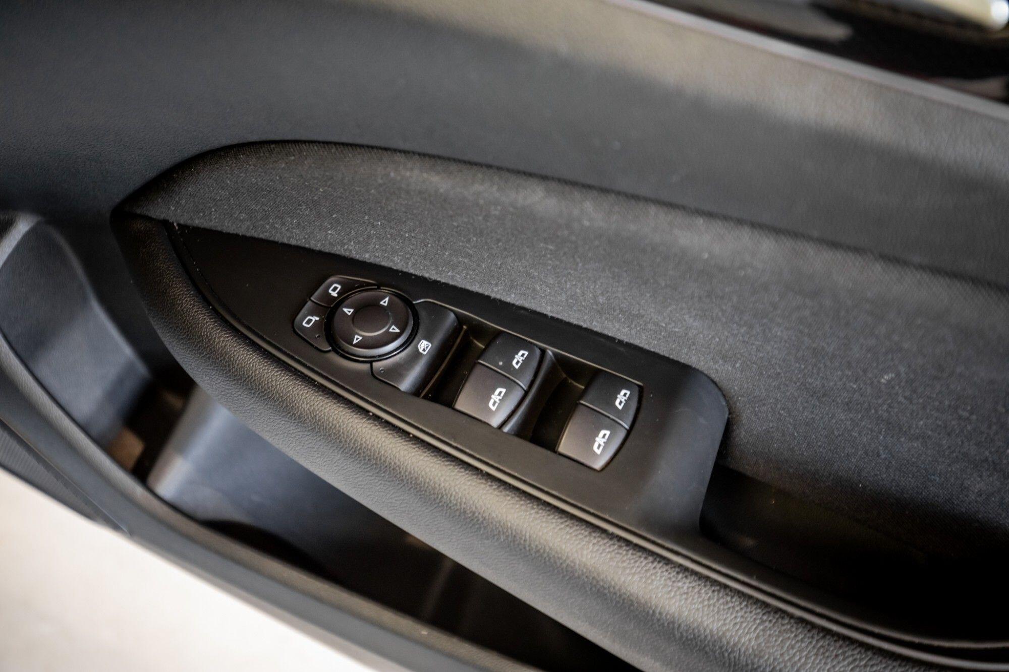 Vauxhall Insignia view 18