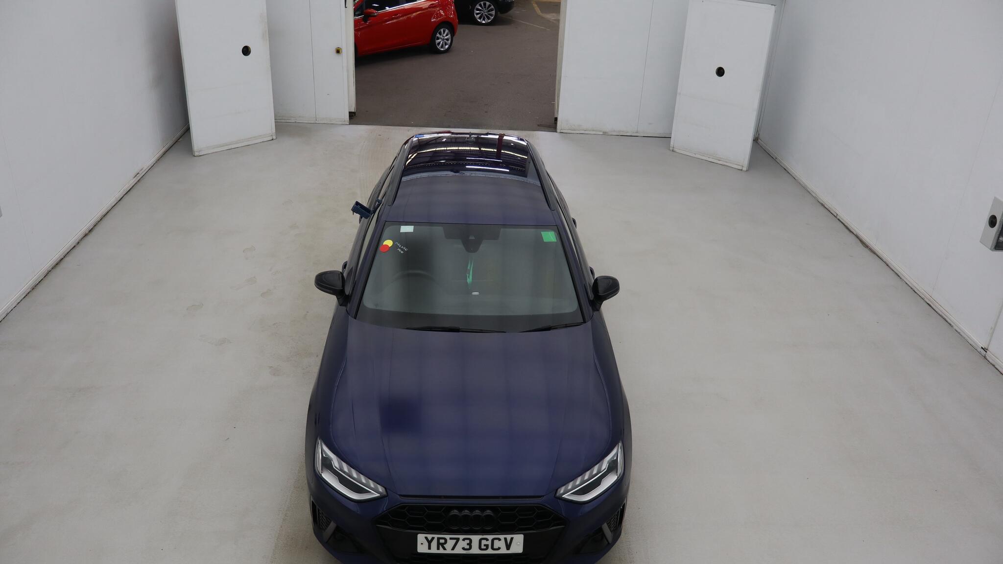 Audi A4 view 7