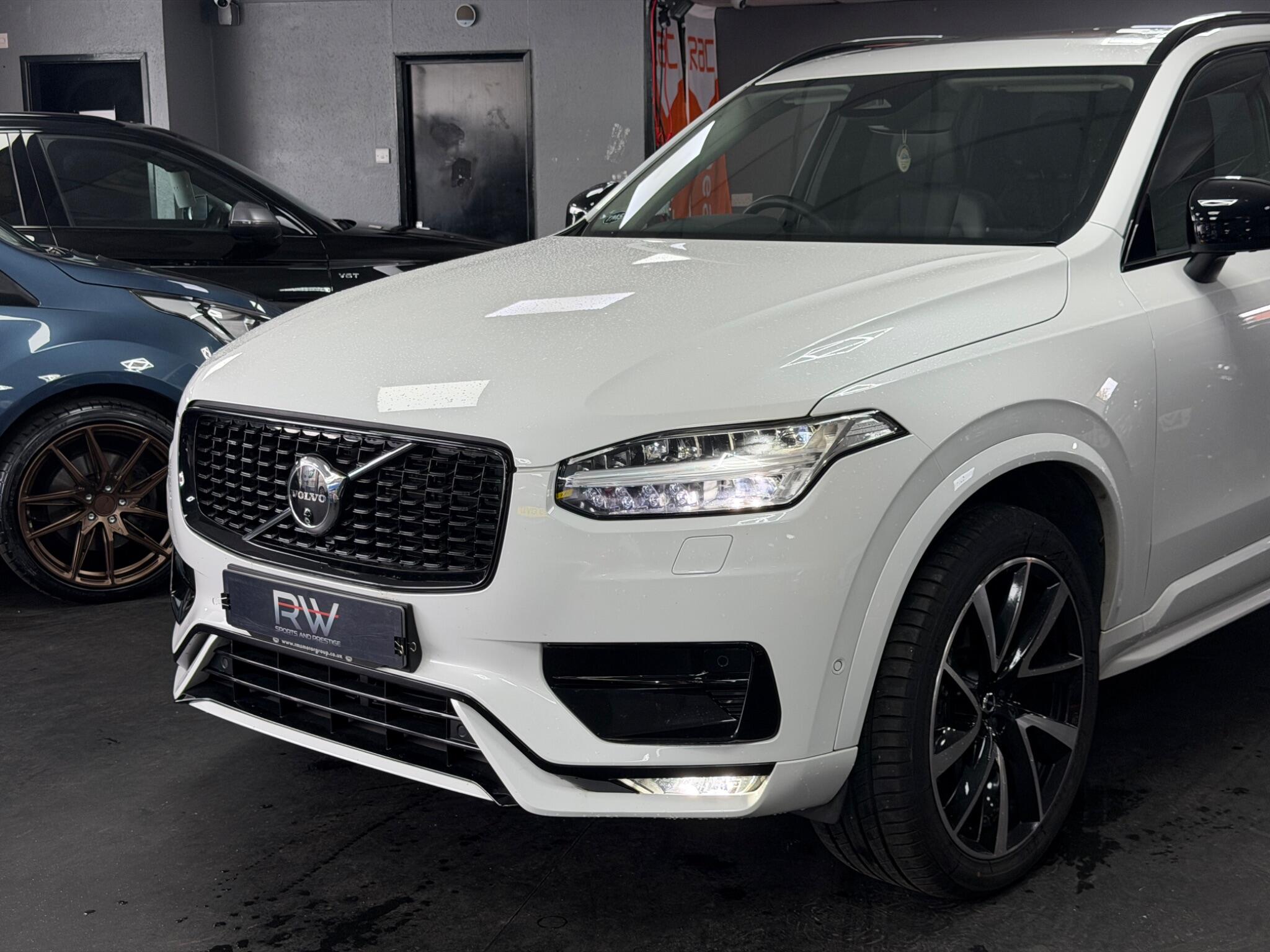 Volvo XC90 view 30
