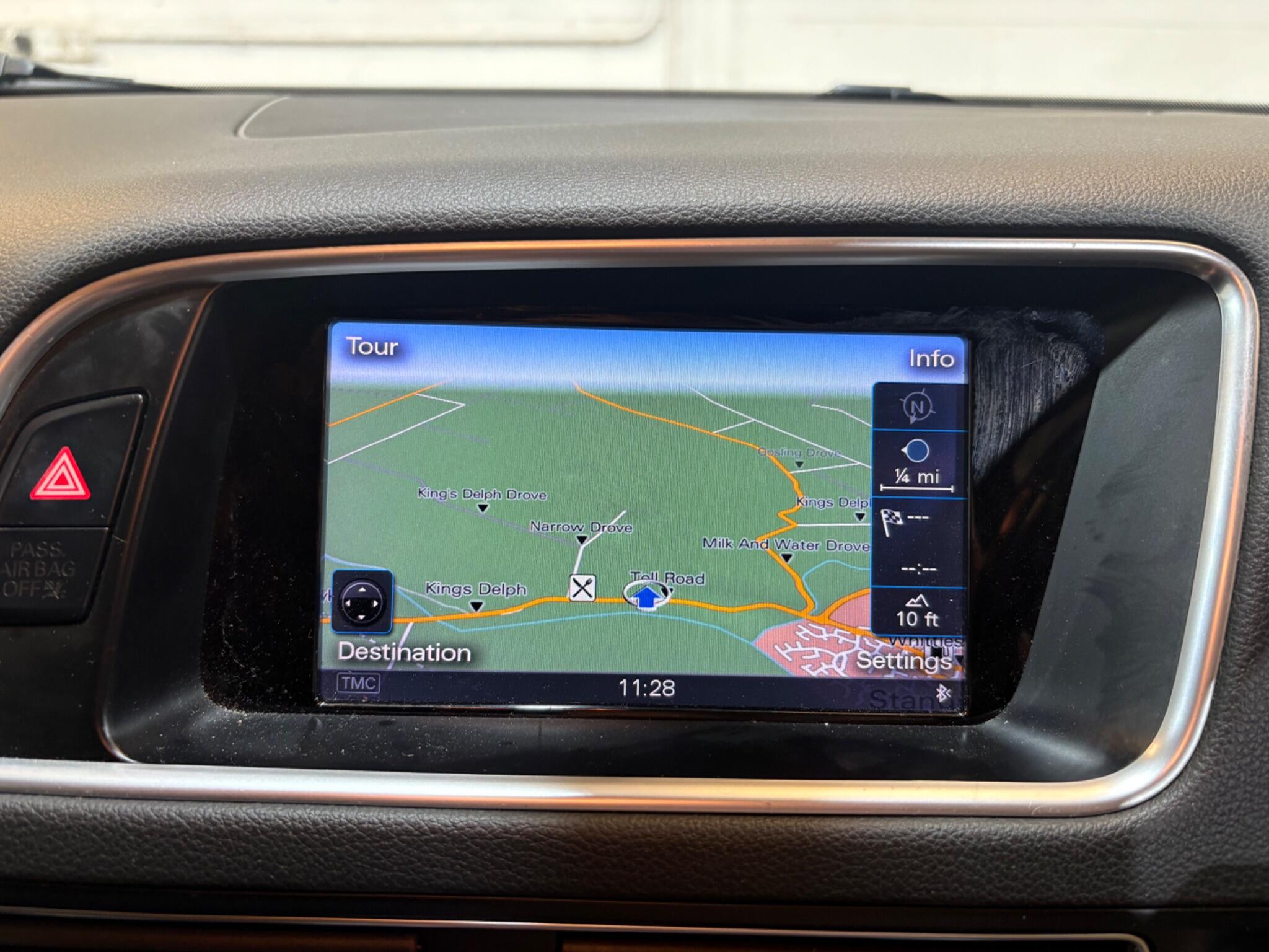 Audi SQ5 view 48