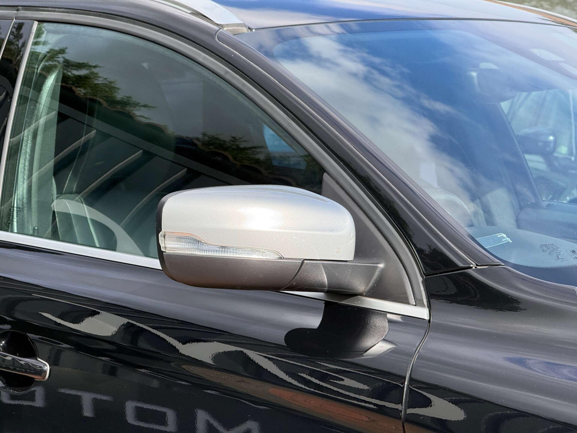 Volvo XC60 view 17