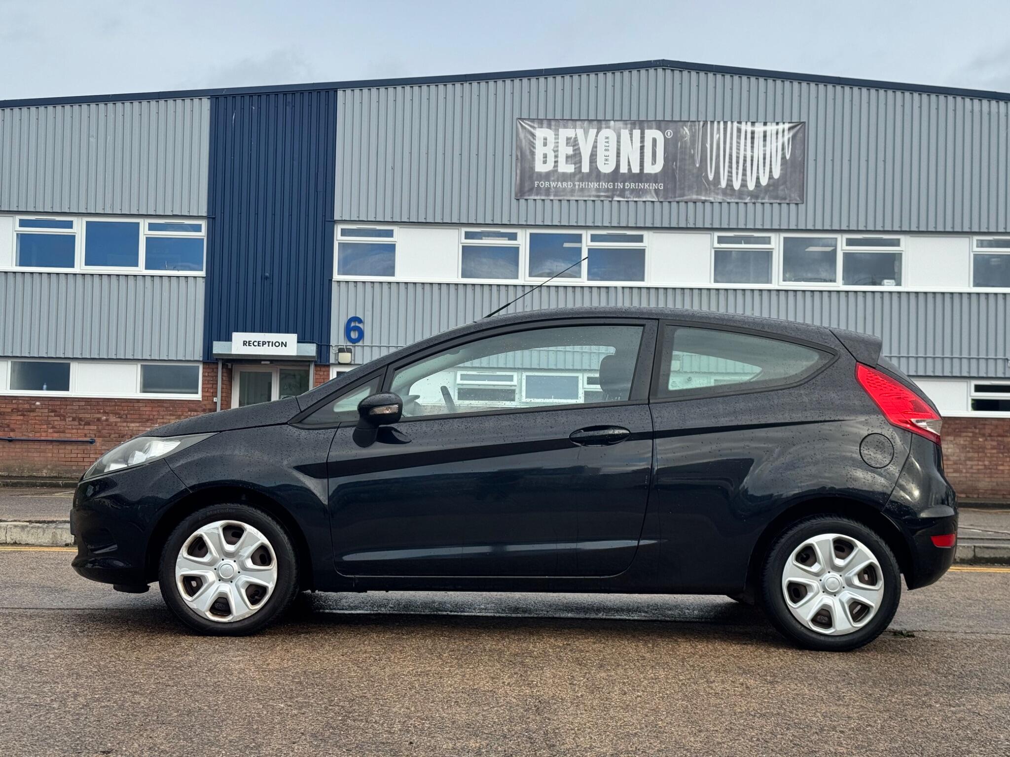 Ford Fiesta view 11