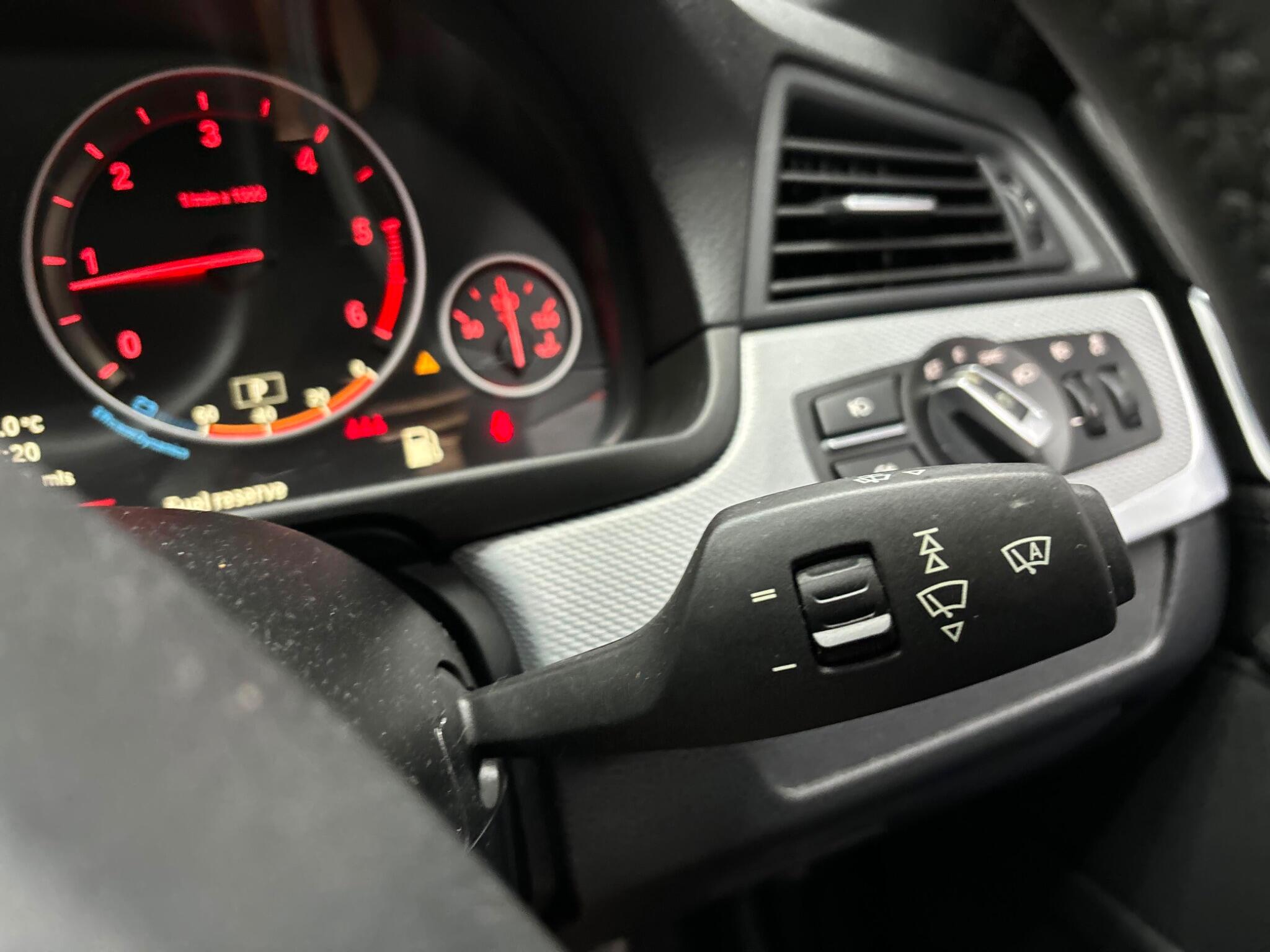 BMW 5 Series view 27