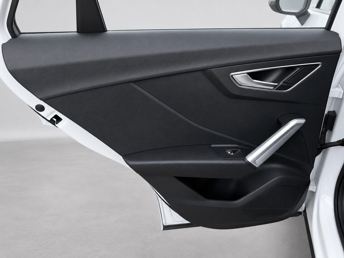 Audi Q2 view 33