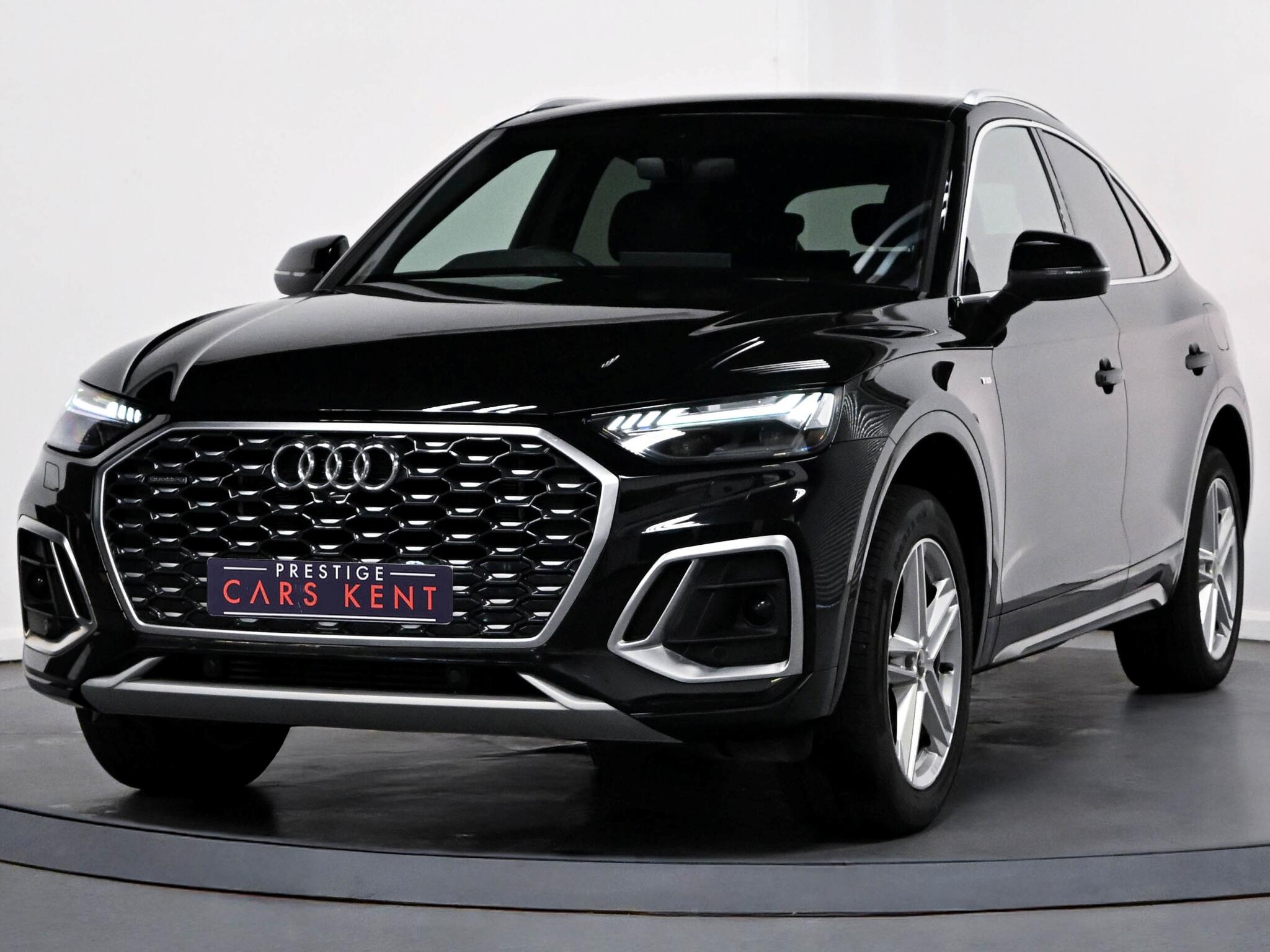 Audi Q5 view 6