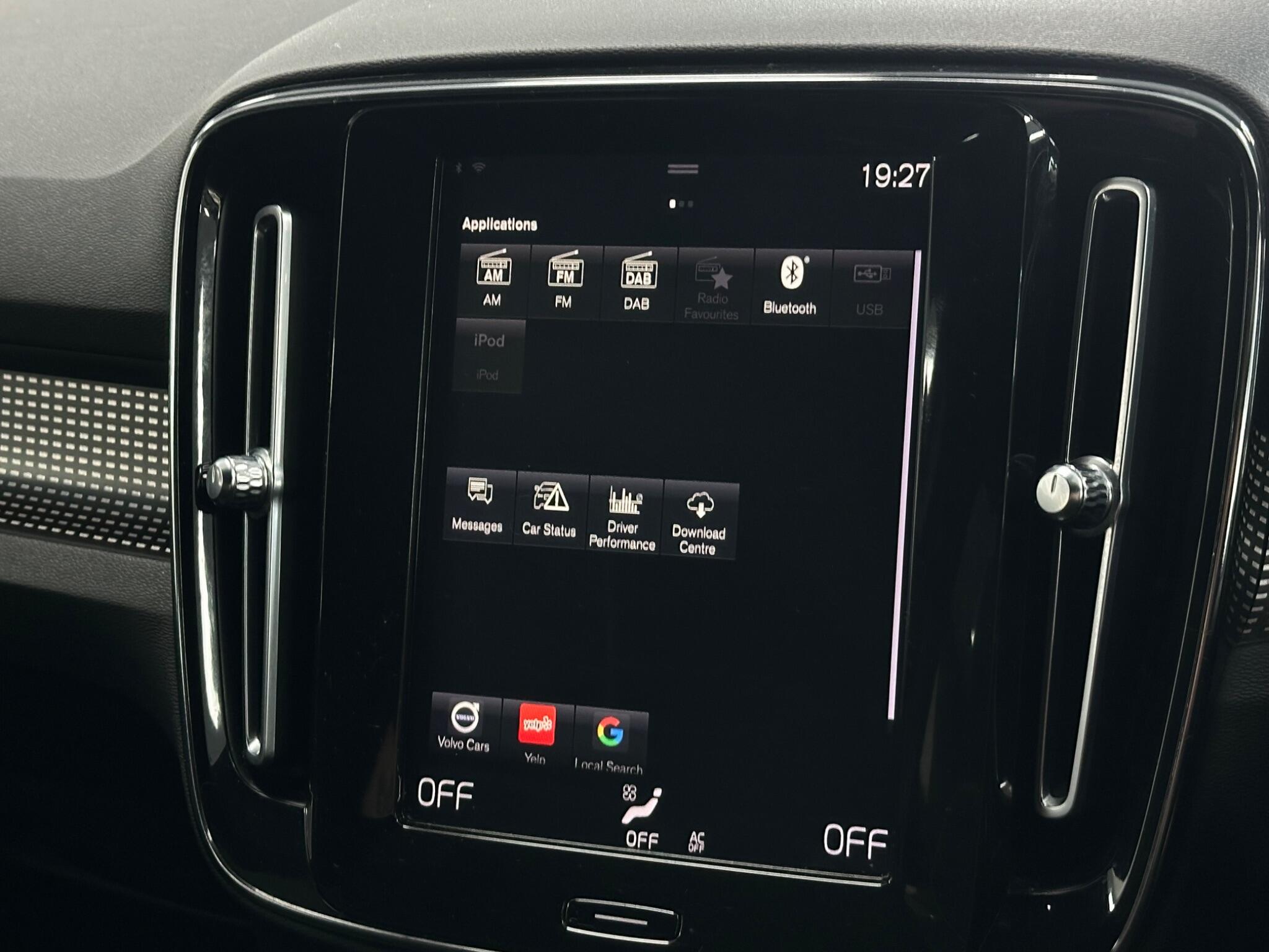 Volvo XC40 view 30