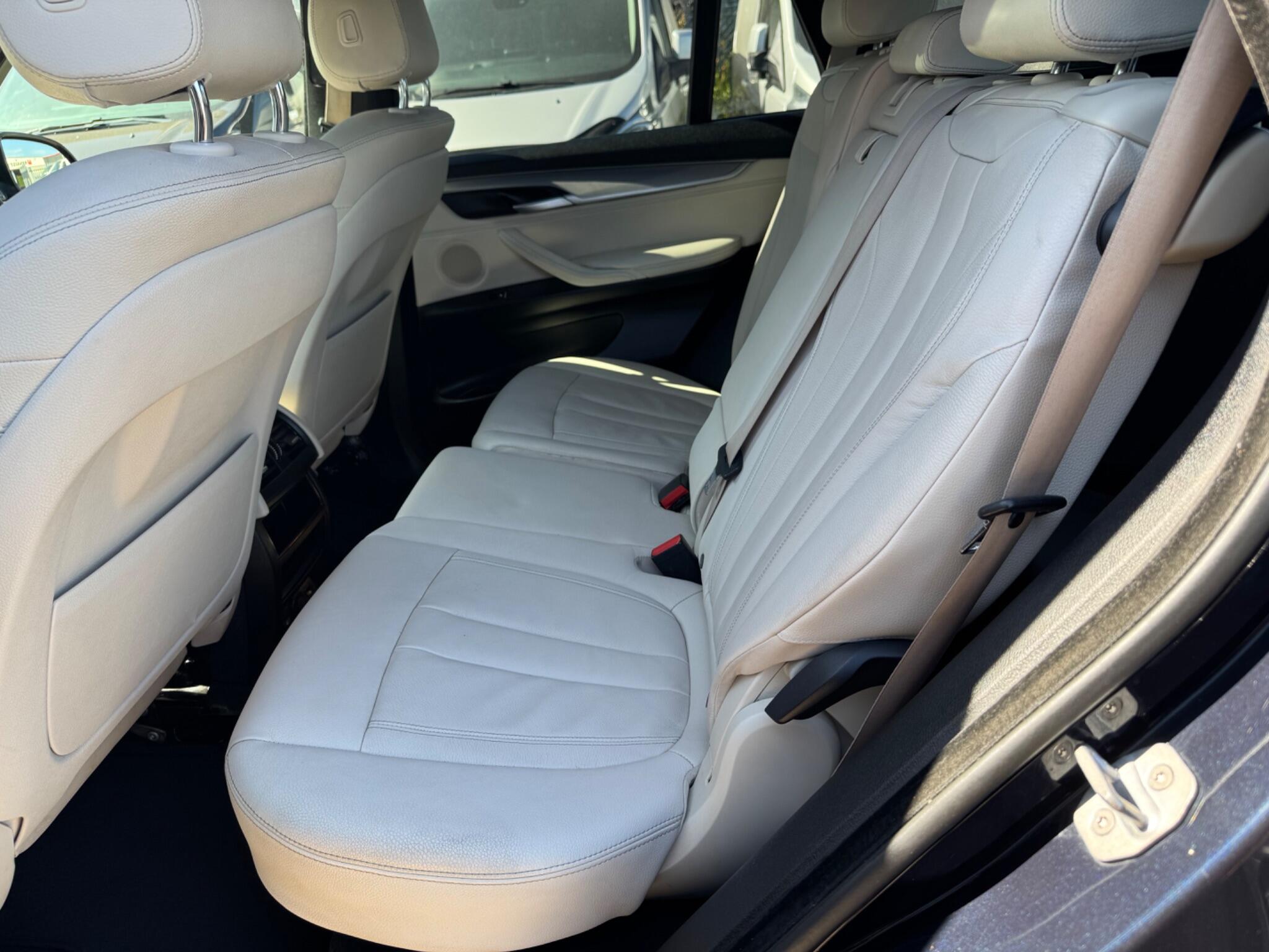 BMW X5 X5 view 17
