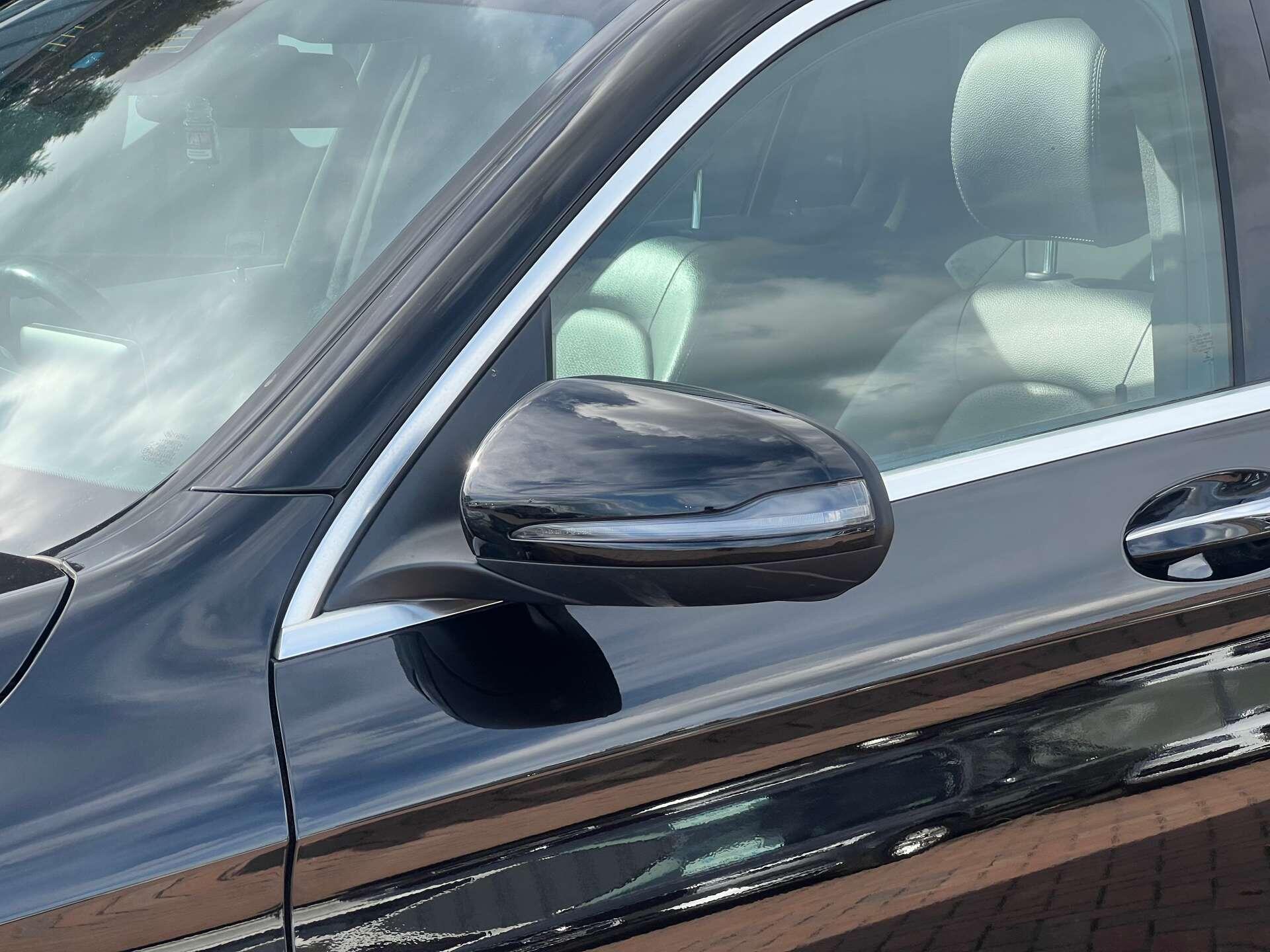 Mercedes-Benz GLC view 15