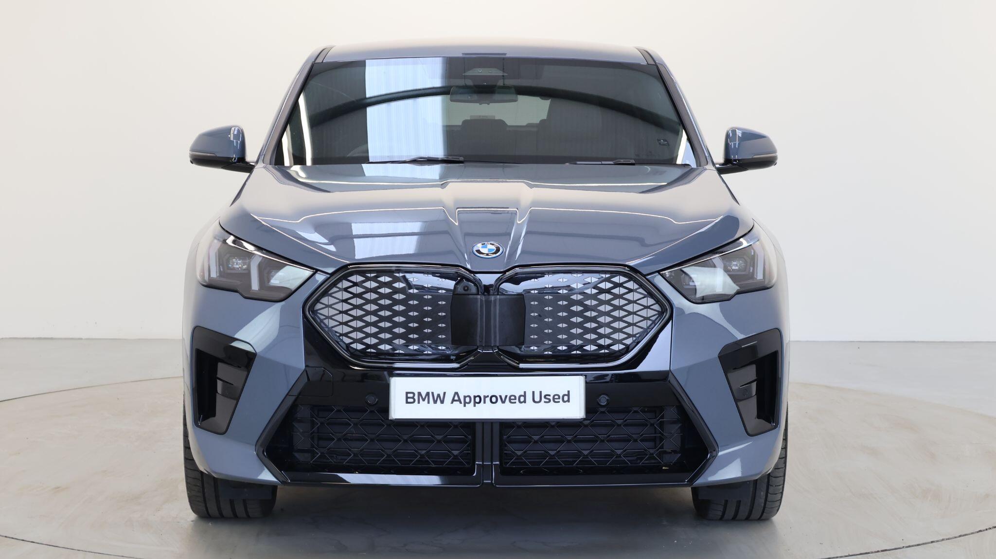 BMW iX2 view 16