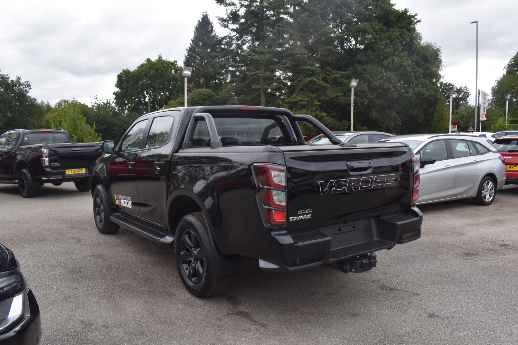 D-Max - 1.9 TD V-Cross 4WD Euro 6 (s/s) 4dr - Image 9