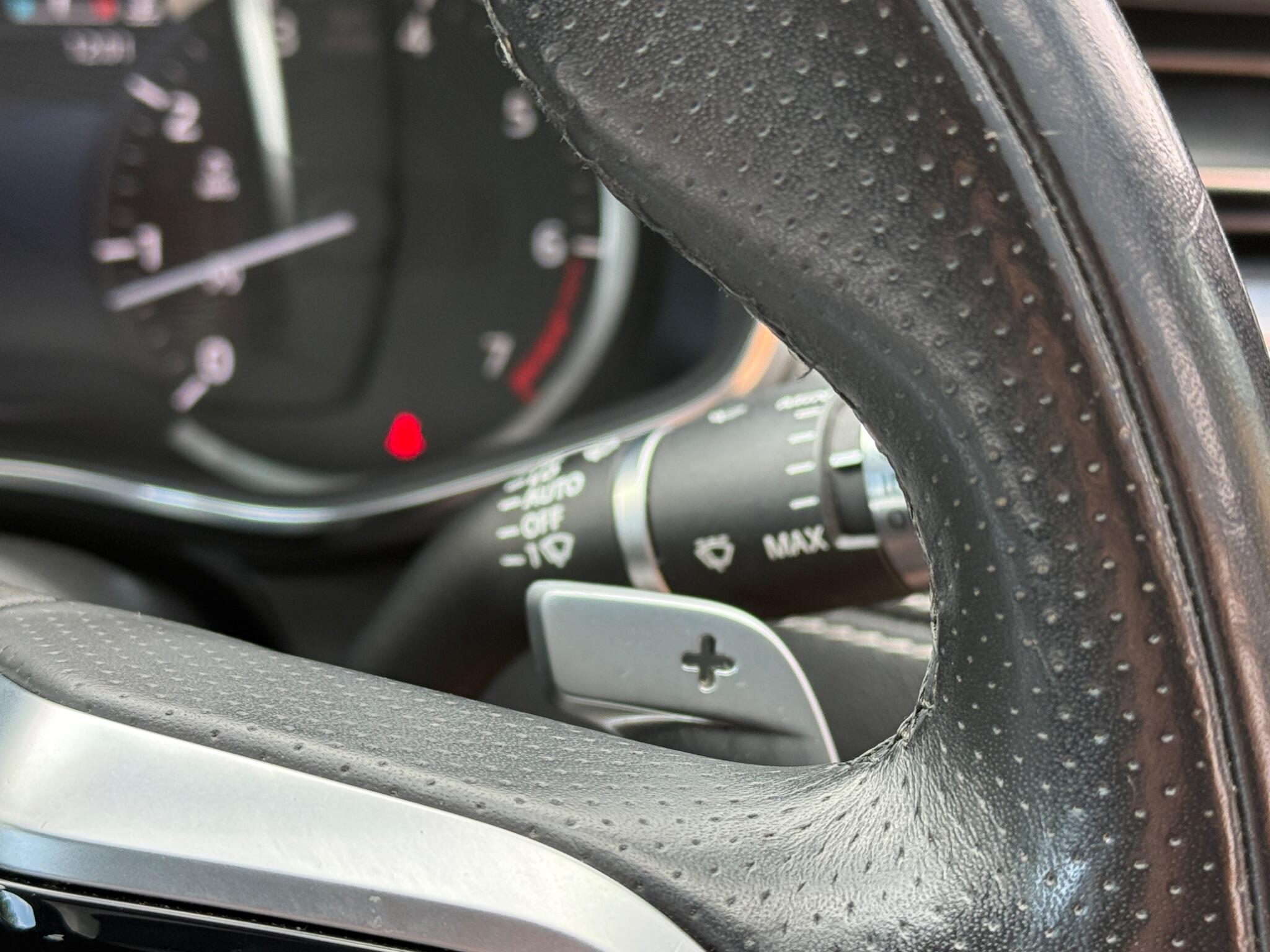 Jaguar XF view 27