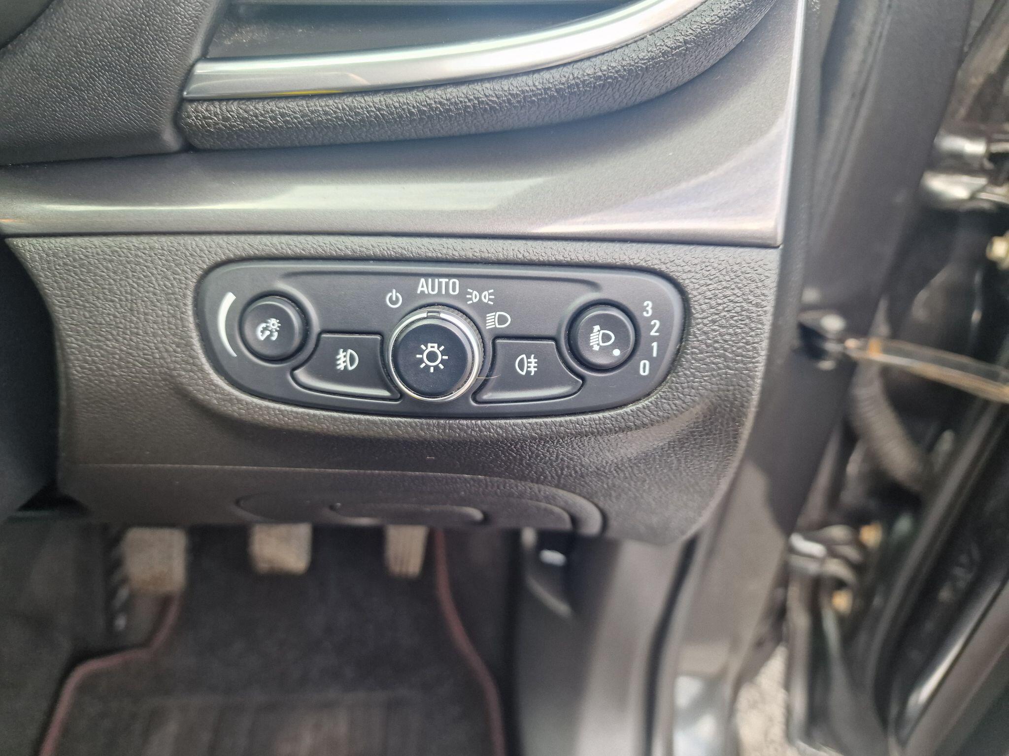 Vauxhall Mokka X view 42