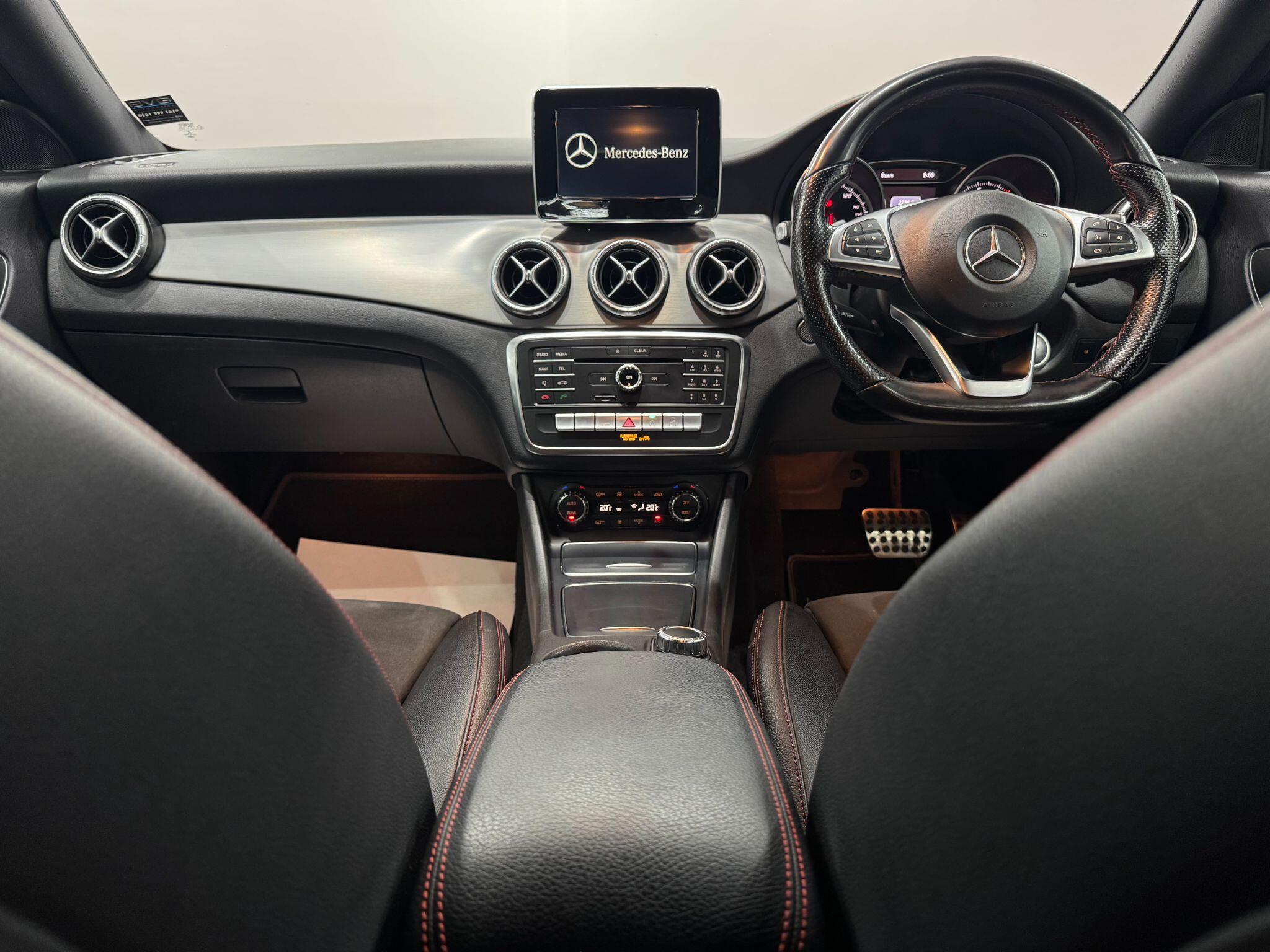 Mercedes-Benz CLA view 29