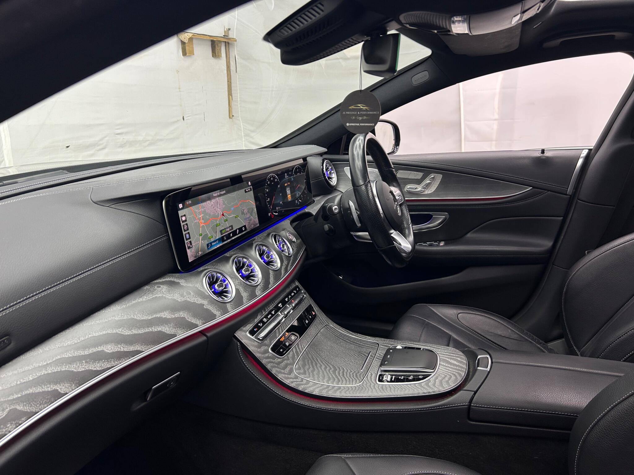 Mercedes-Benz CLS view 15