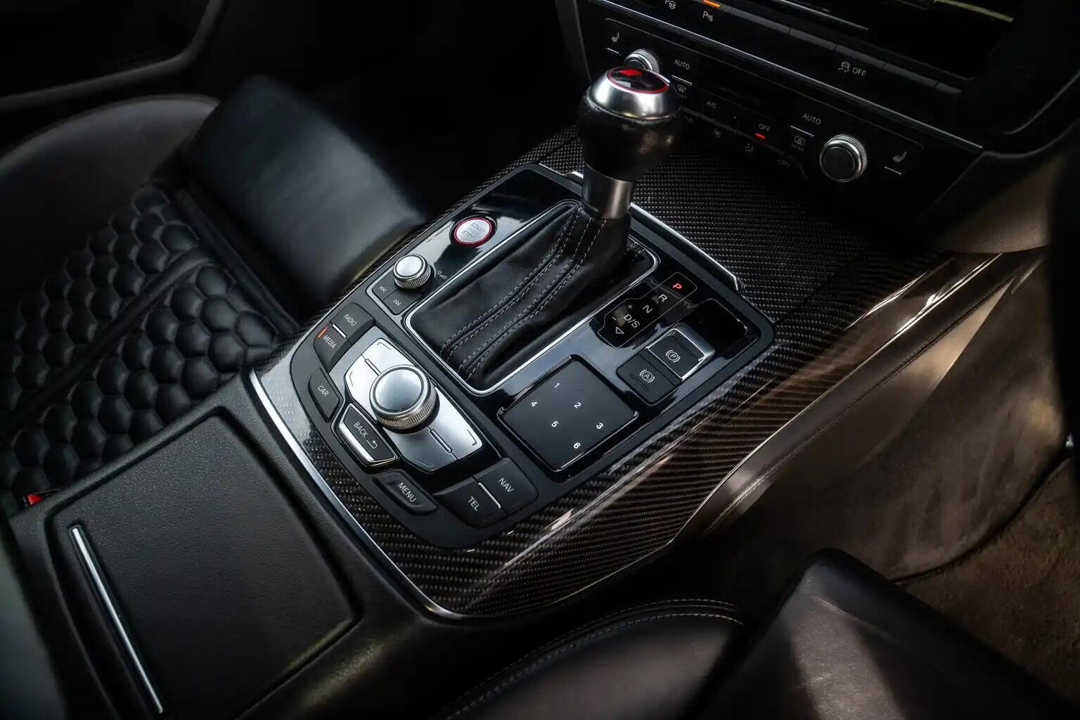 Audi RS6 view 26