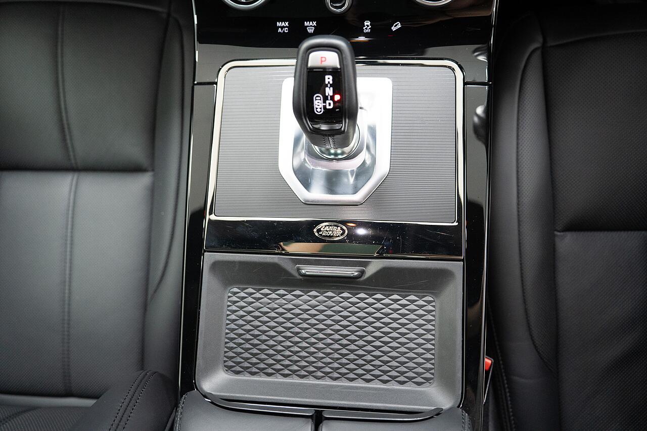 Land Rover Range Rover Evoque view 23