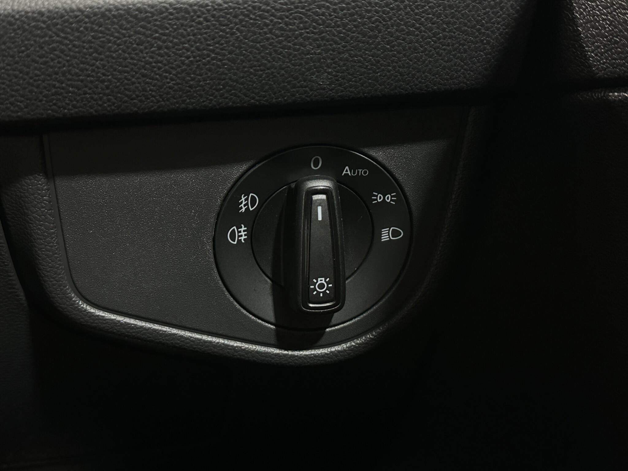 Volkswagen Polo view 18