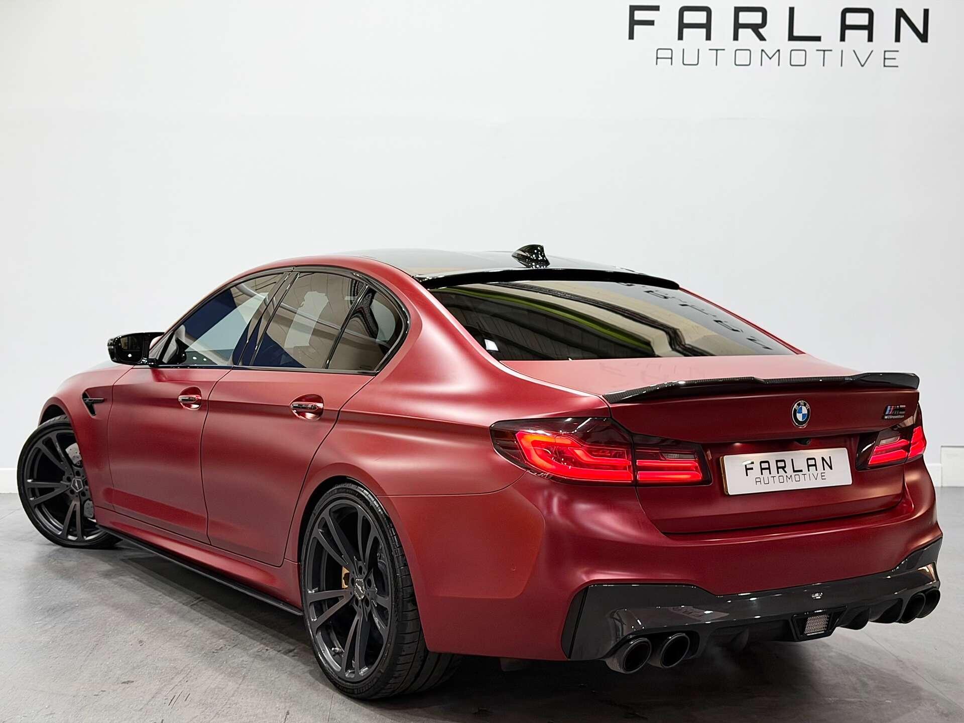 BMW M5 view 4
