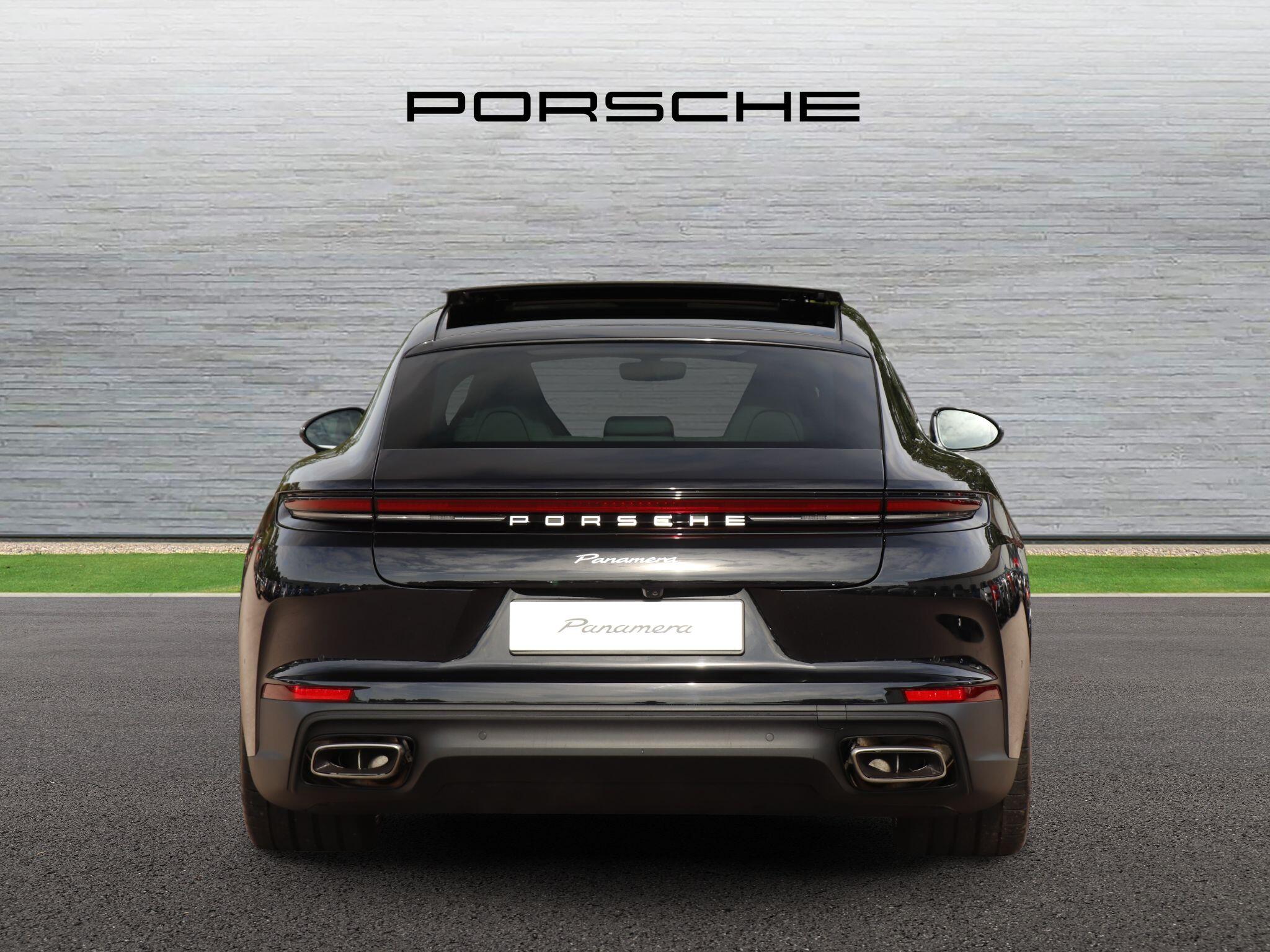 Porsche Panamera view 4