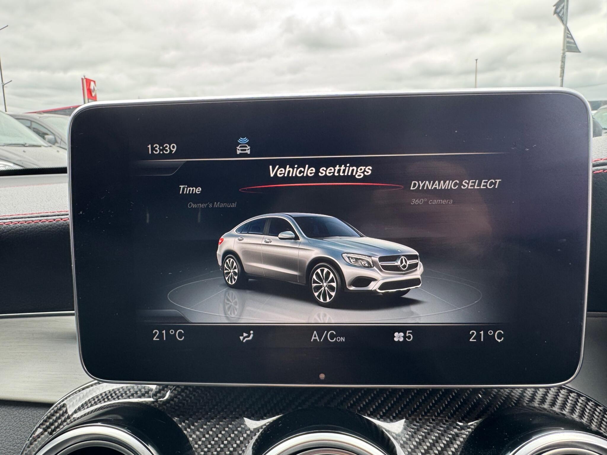 Mercedes-Benz GLC view 43