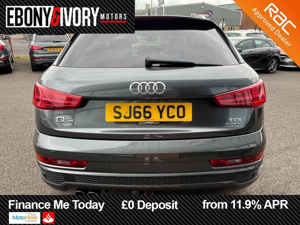 Audi Q3 view 5