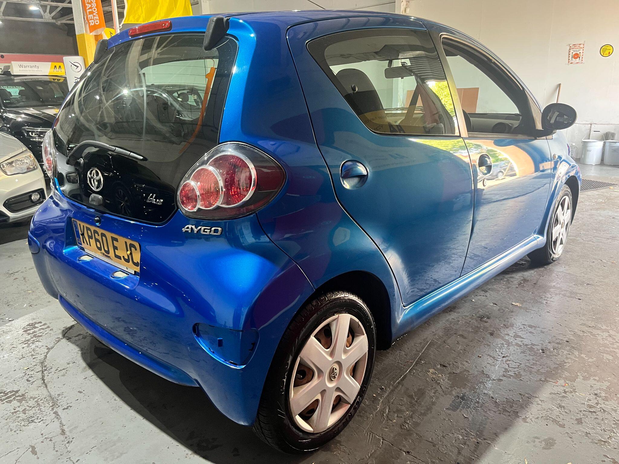 Toyota Aygo view 10