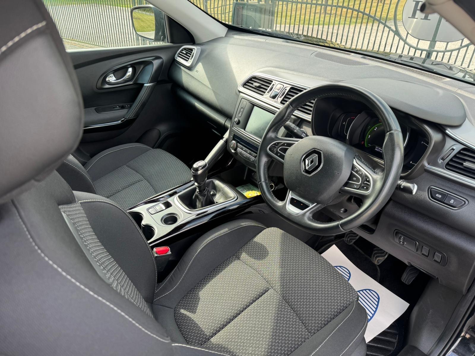 2018 Renault Kadjar 1.3 TCe Dynamique Nav Euro 6 (s/s) 5dr • 99,890 miles image 12