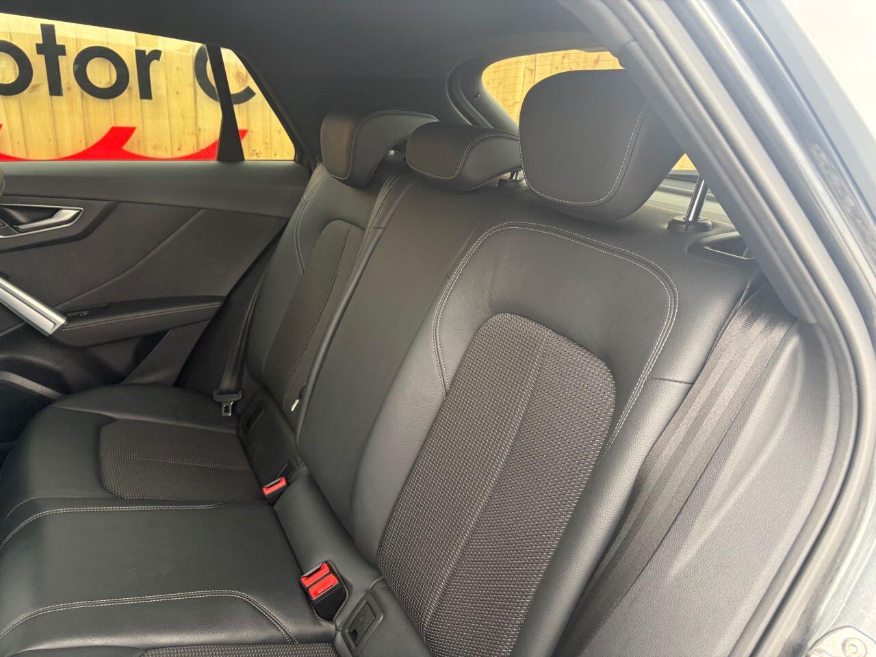 Audi SQ2 view 23