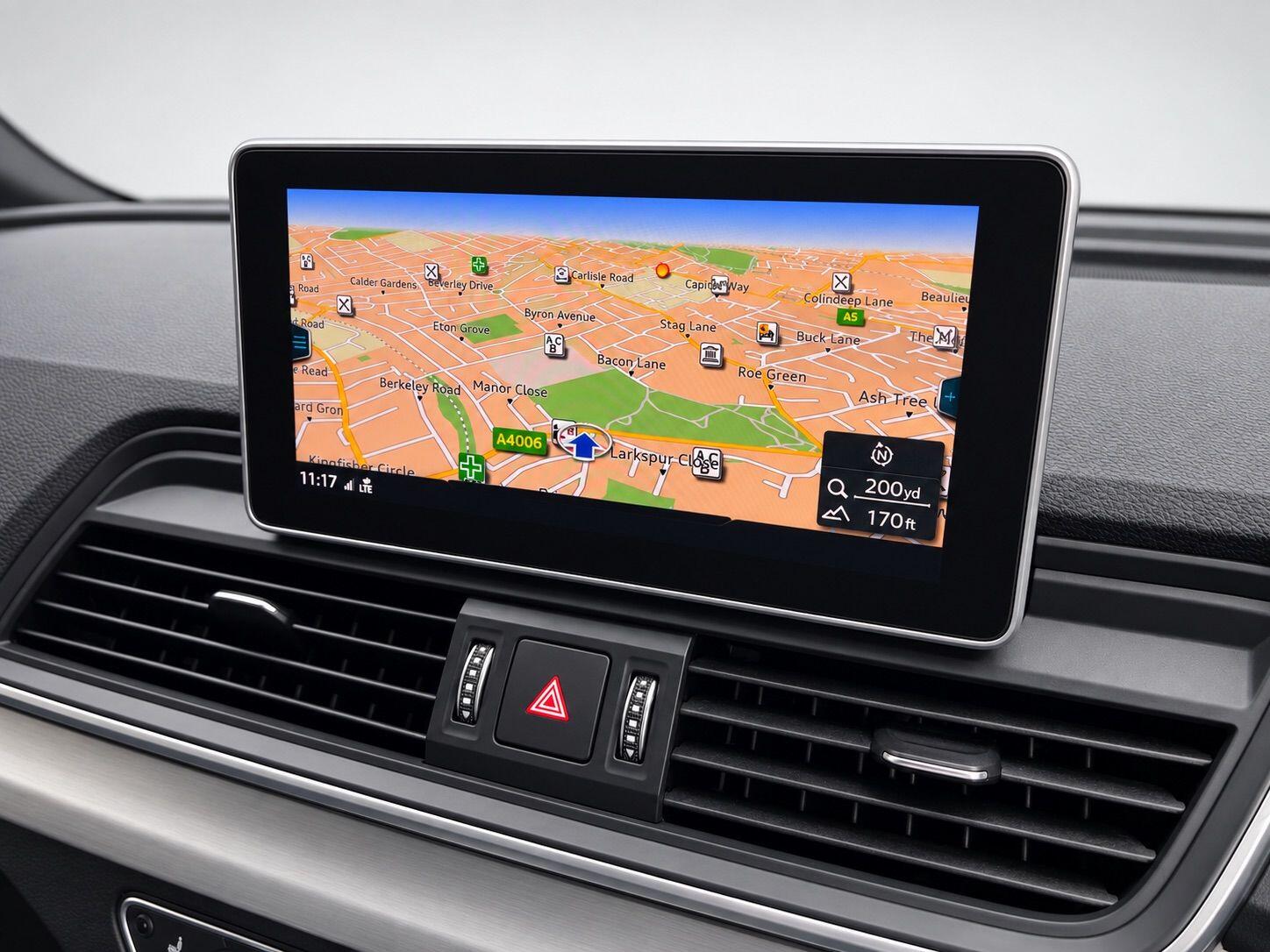 Audi SQ5 view 23