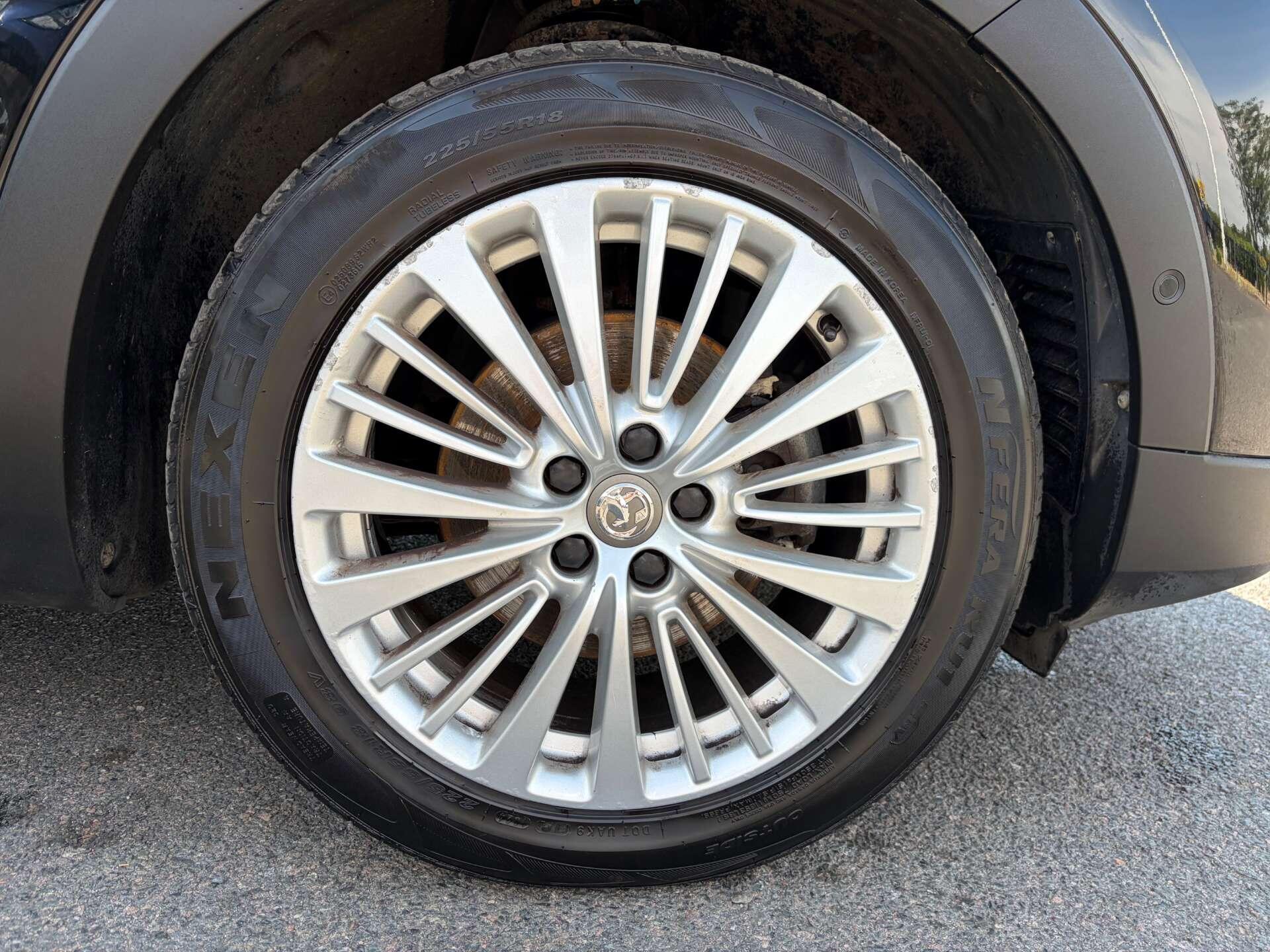 Vauxhall Grandland X view 13