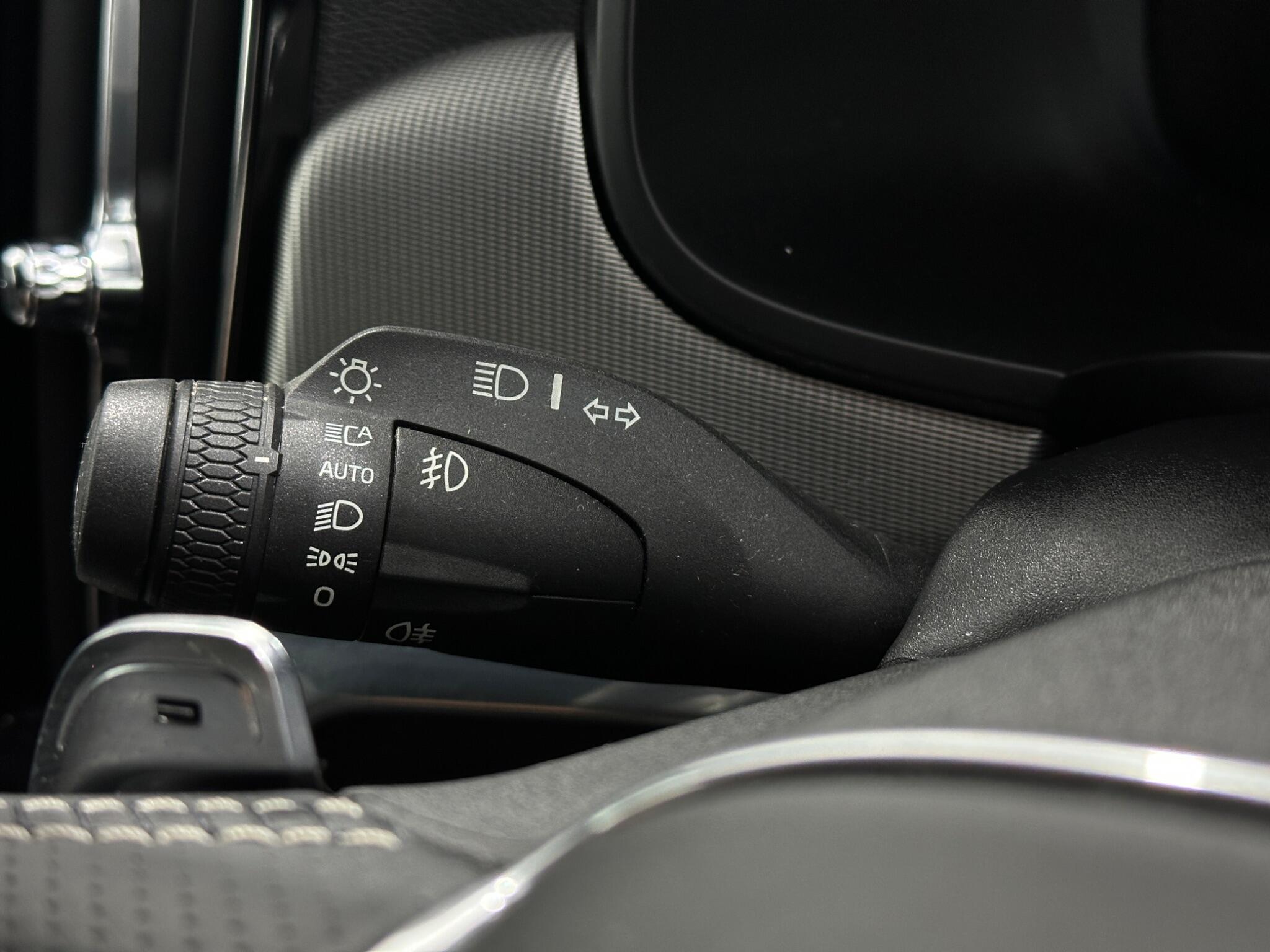 Volvo S90 view 13