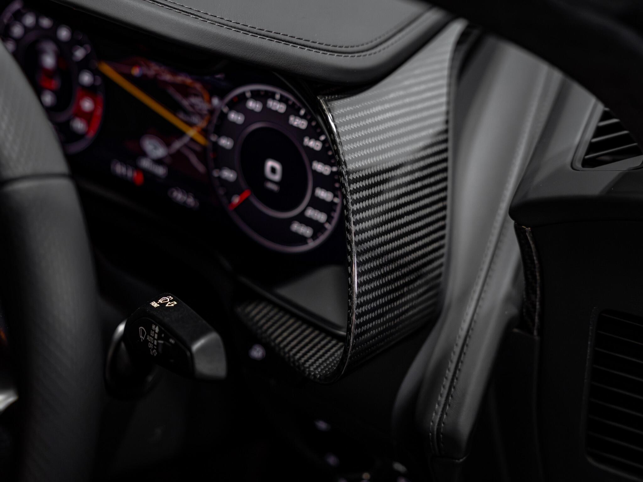Audi R8 view 26