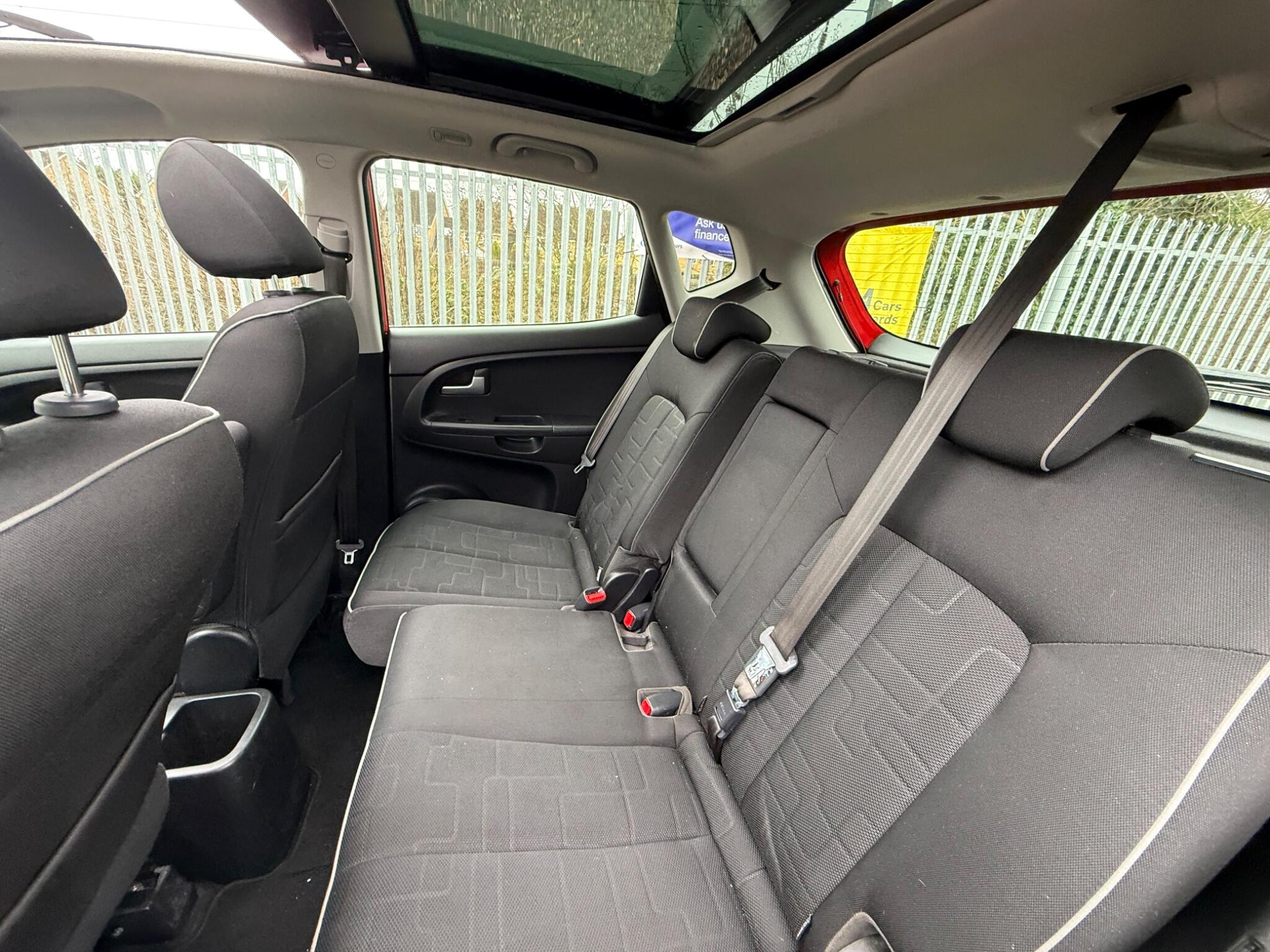 2010 Kia Venga image 31