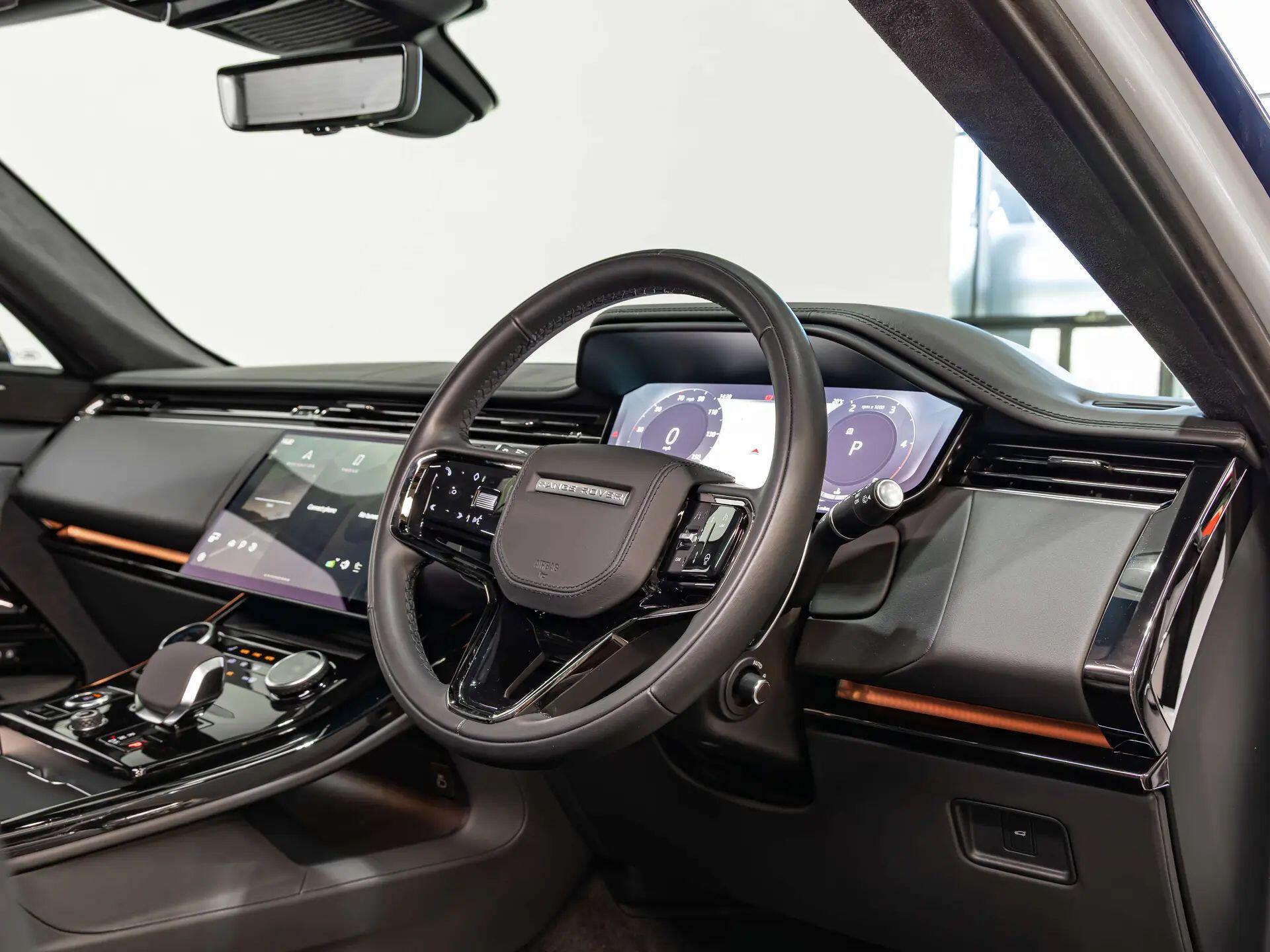 Land Rover Range Rover Sport view 19