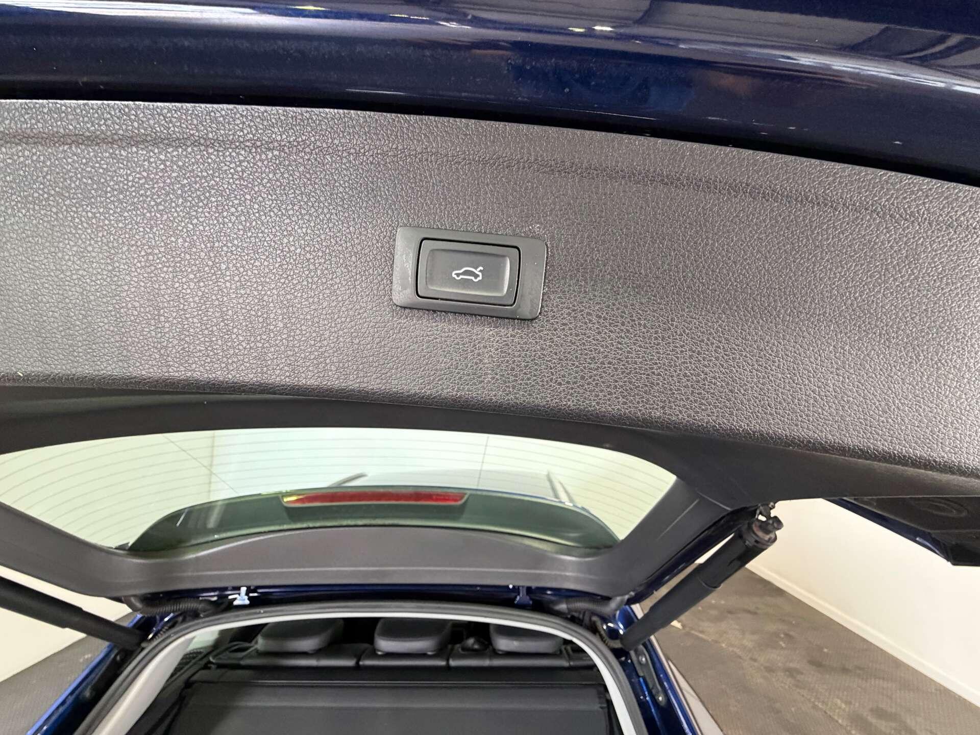 Audi Q5 view 5