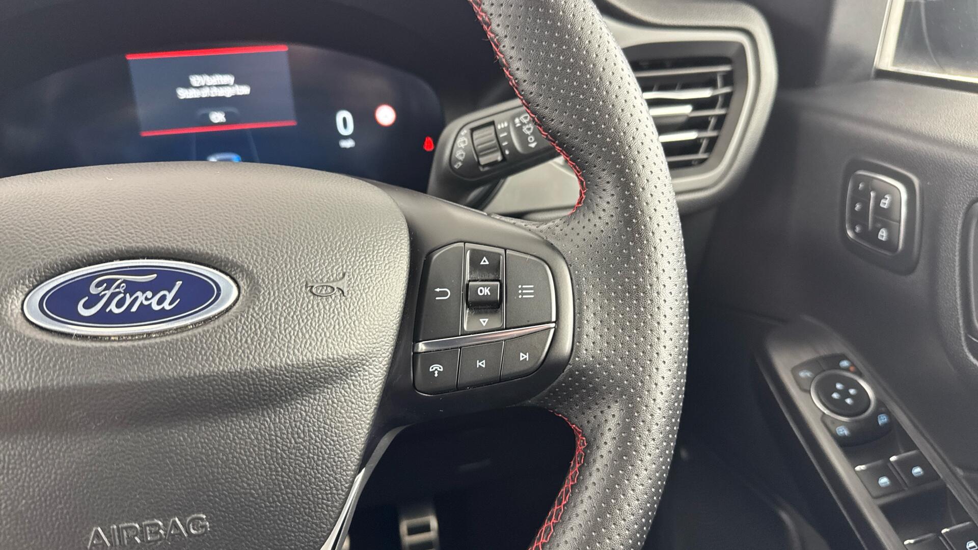Ford Kuga view 35