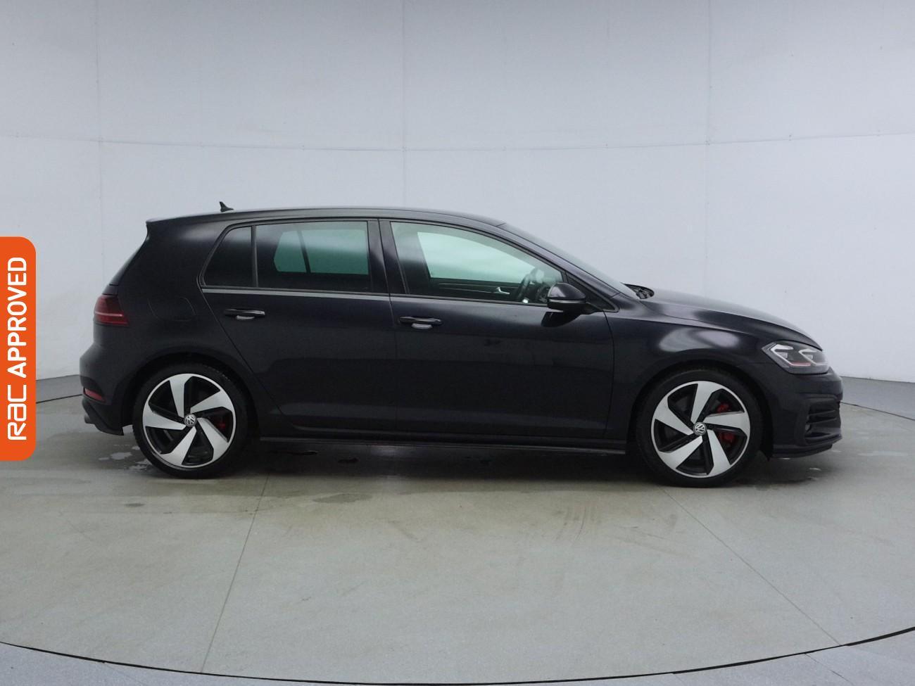 Volkswagen Golf view 6