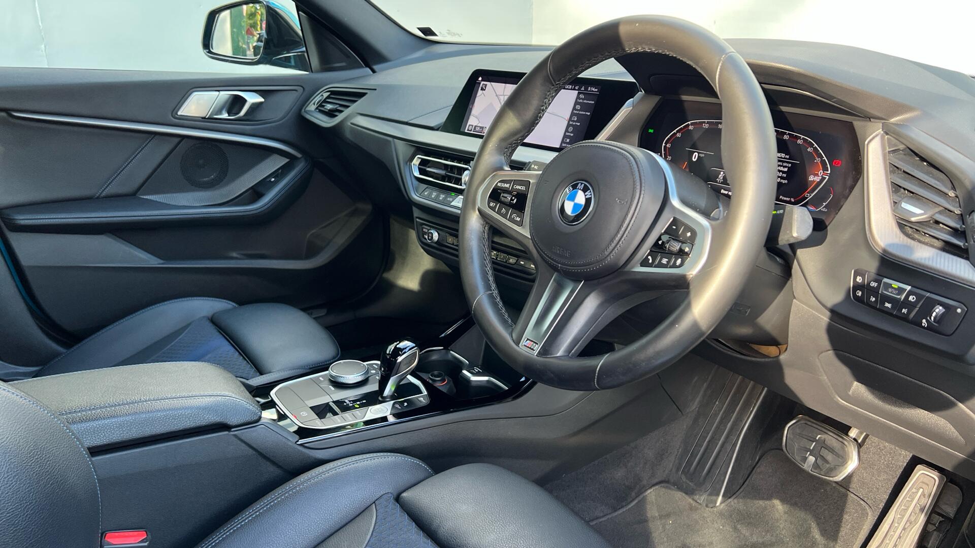 BMW 2 Series view 6