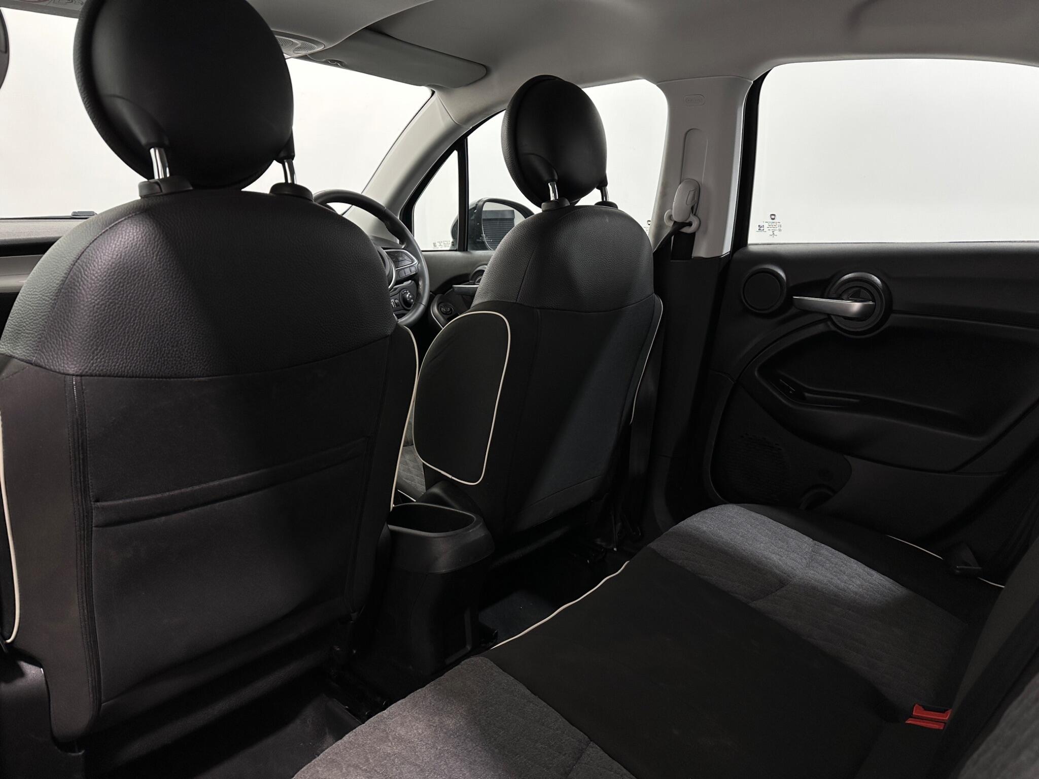 Fiat 500x view 35