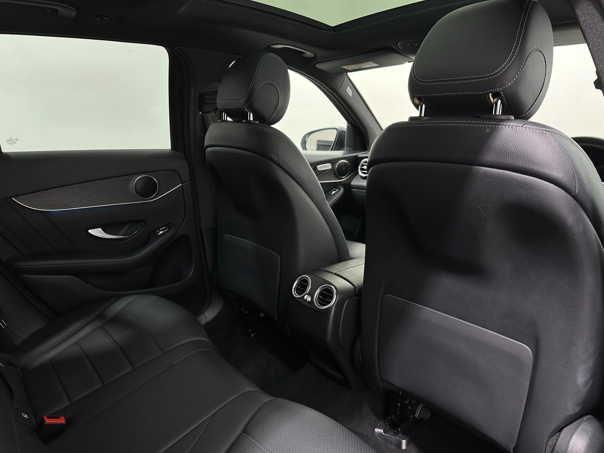 Mercedes-Benz GLC view 42