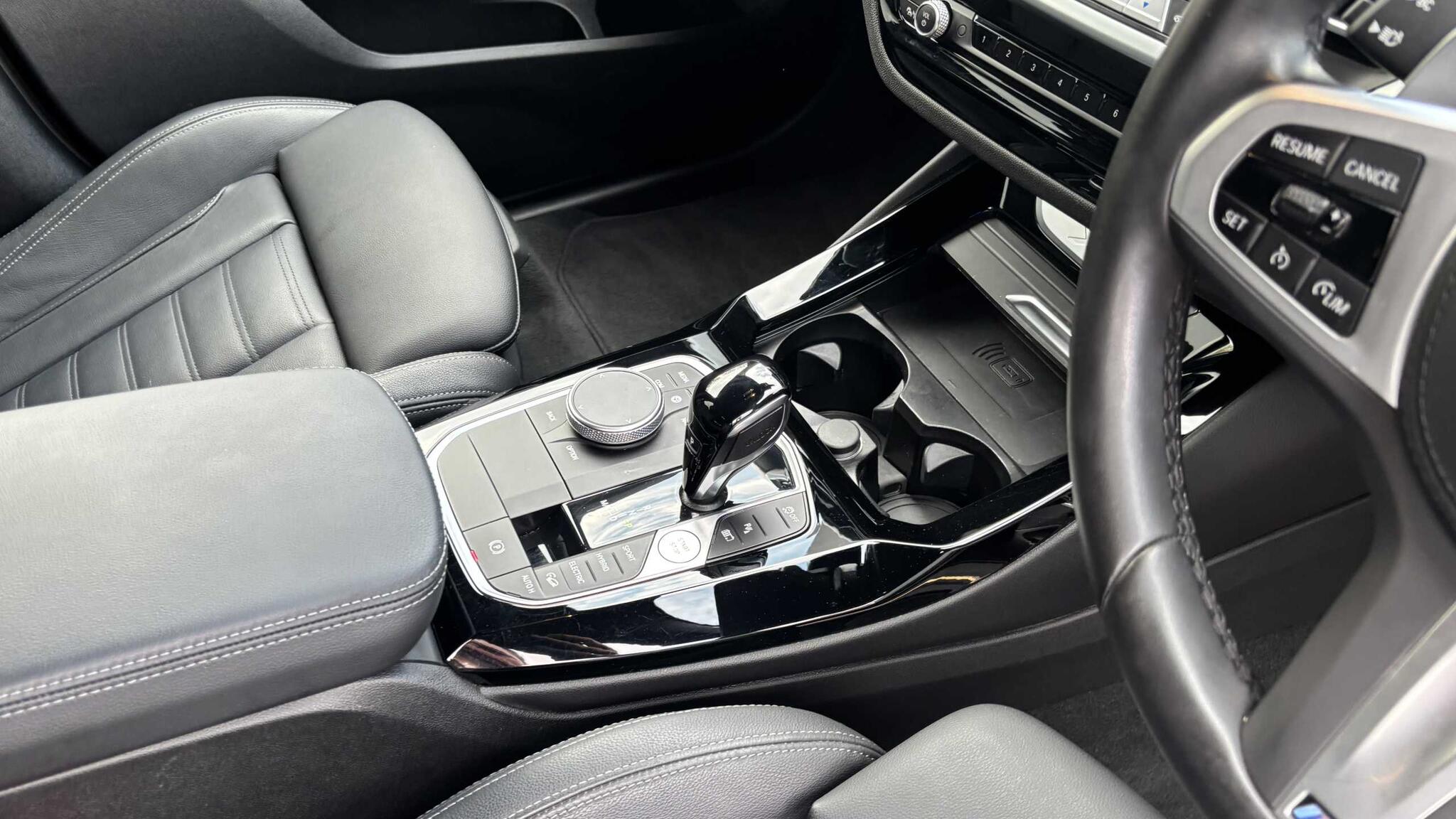 BMW X3 view 7