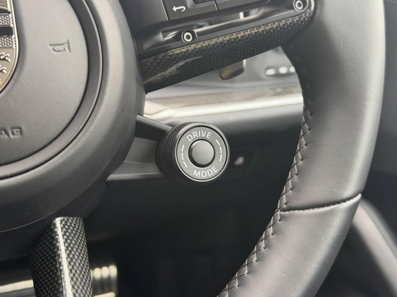 Porsche Cayenne view 30
