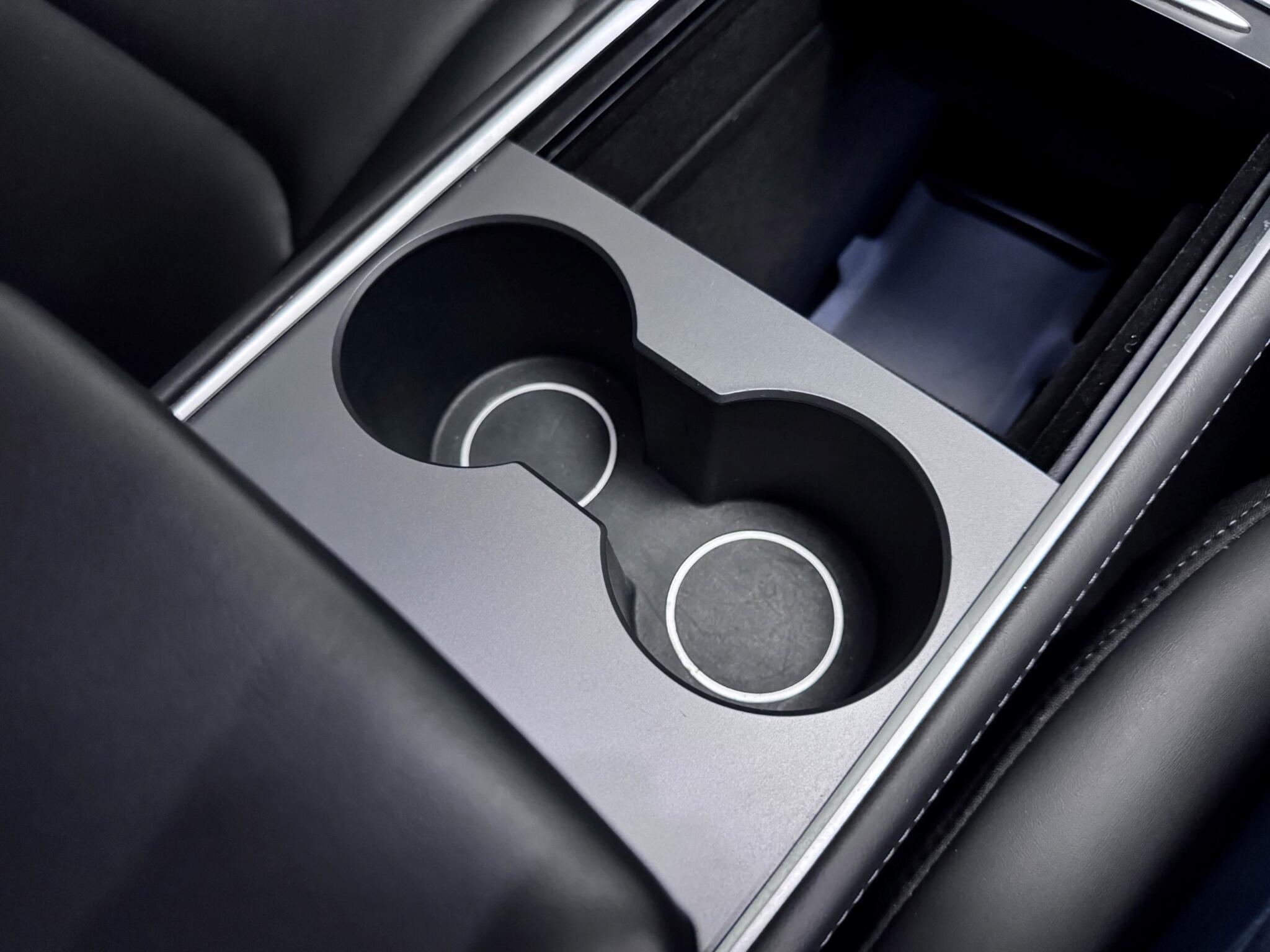 Tesla Model 3 view 36