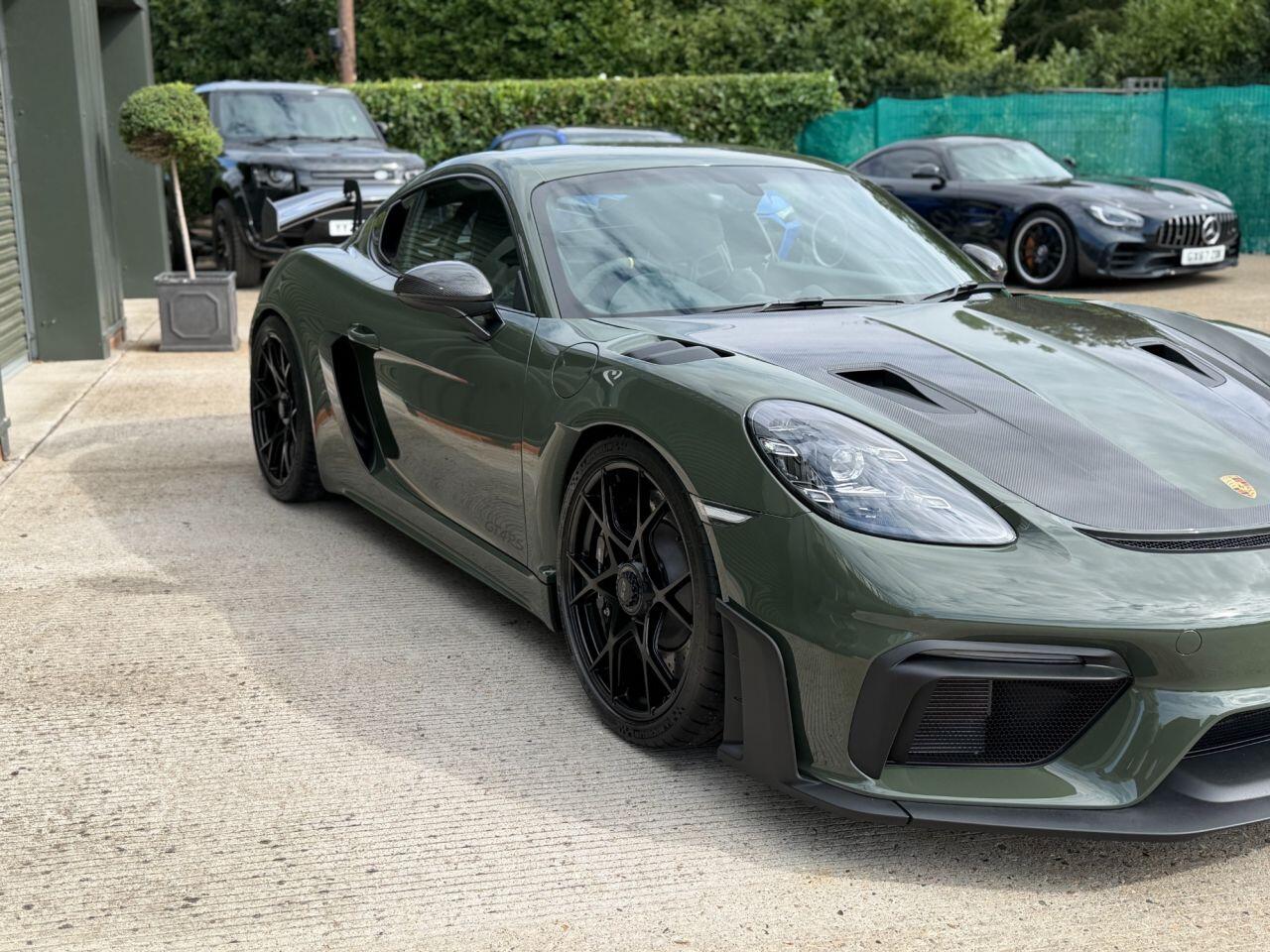 Porsche 718 Cayman view 13