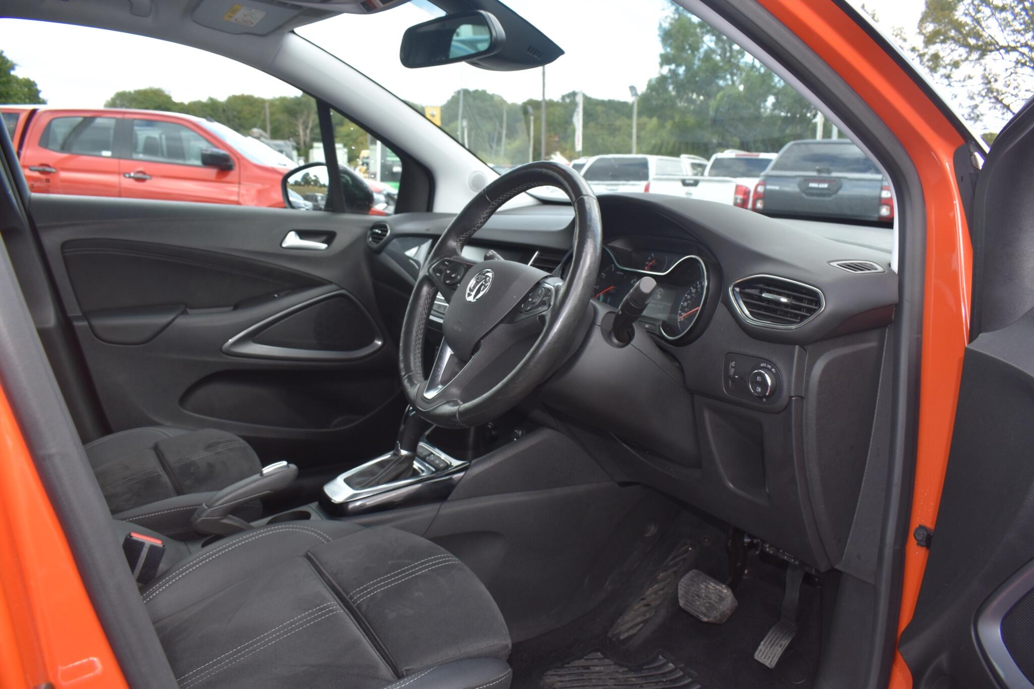 Crossland - 1.5 Turbo D Ultimate Auto Euro 6 (s/s) 5dr - Image 6