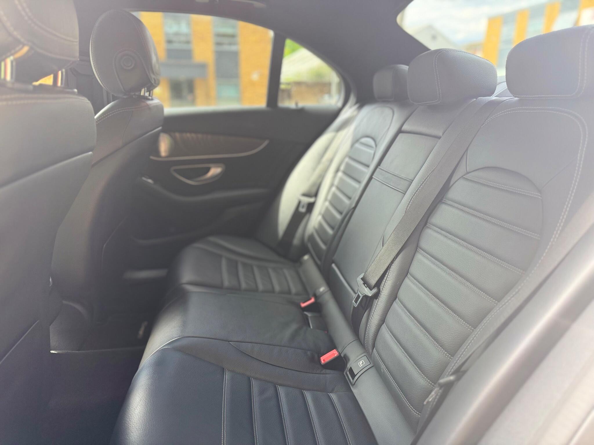 Mercedes-Benz C Class view 11