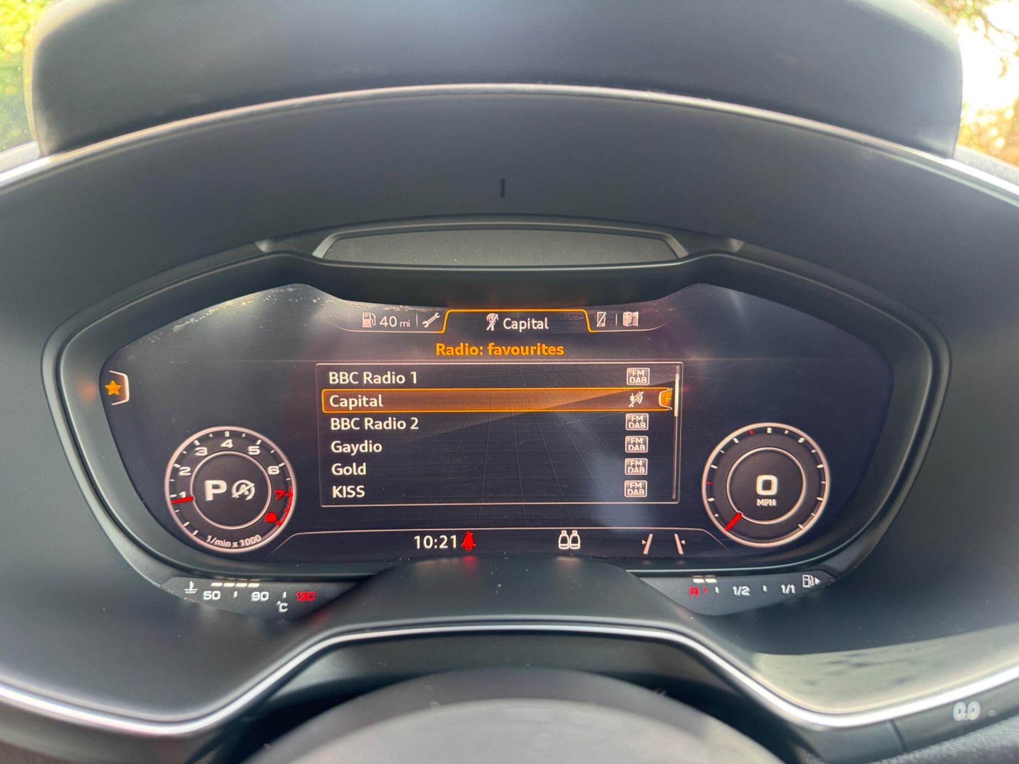 Audi TT view 50
