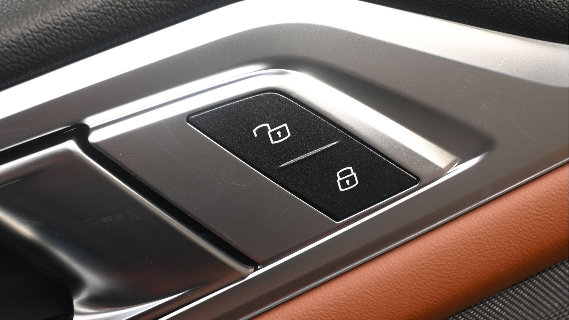 BMW i4 view 38